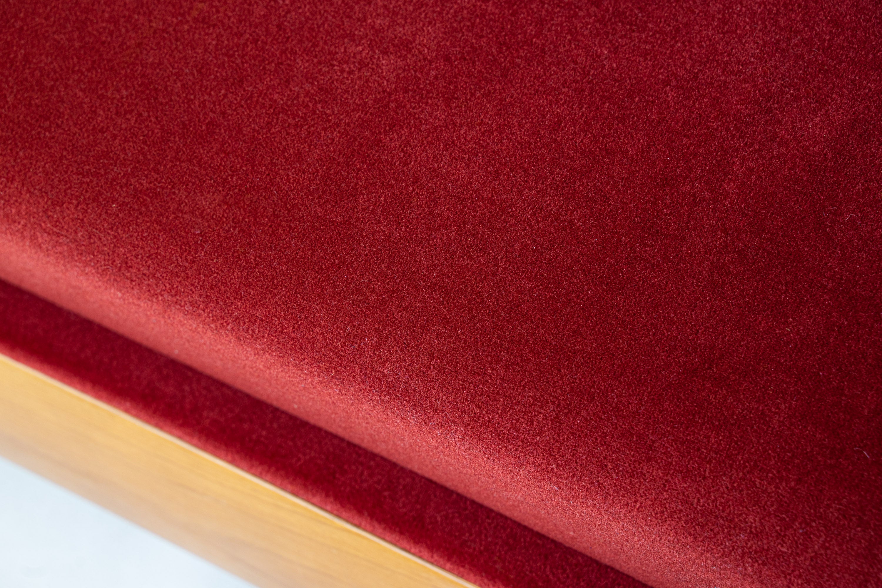 1991_Luca_Meda_Sofa_for_Molteni_&_Co,_Carlo_Felice_Theatre,_Red_Velvet,_Italy