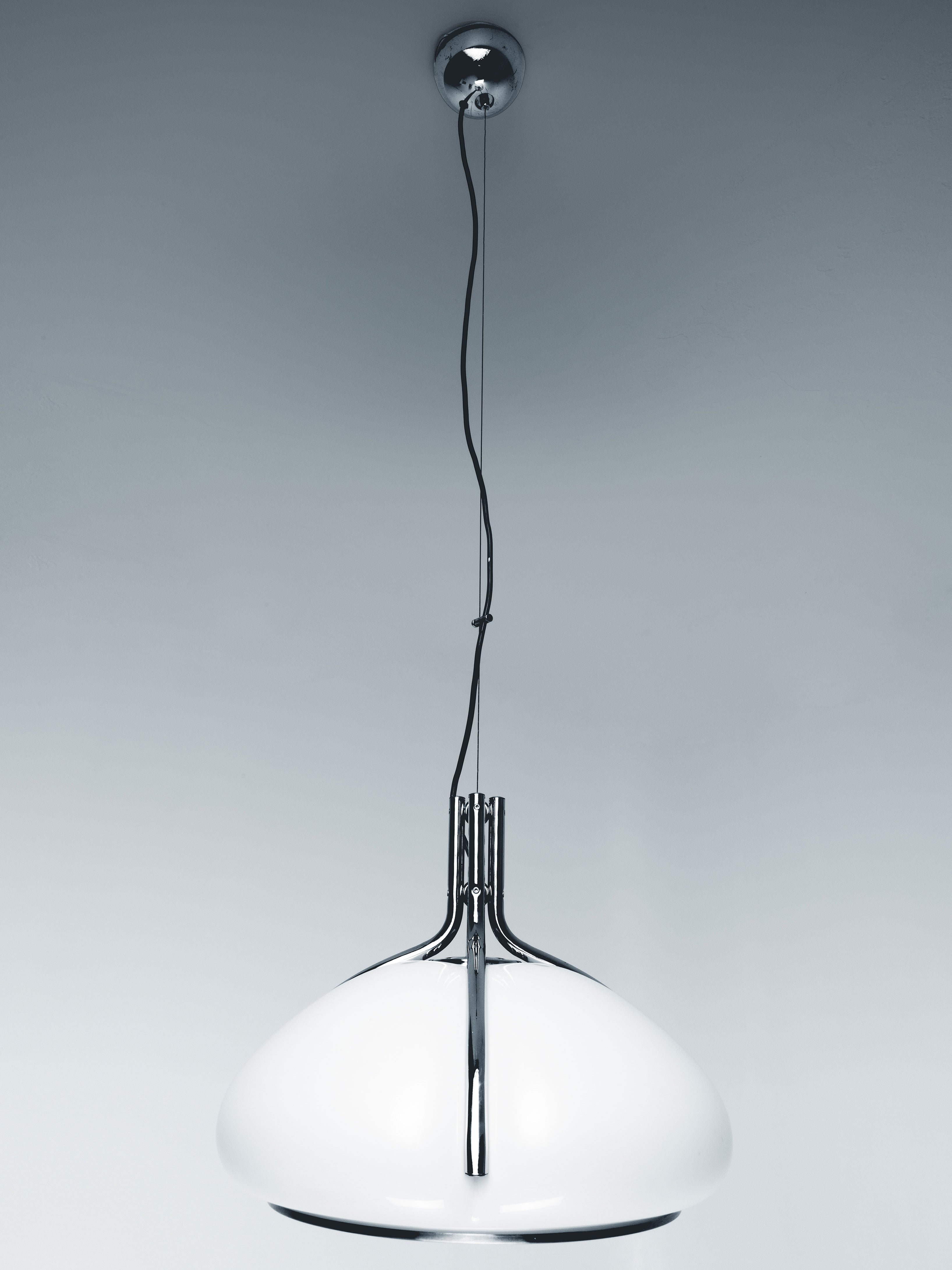 Quadrifoglio_Pendant_Lamp_Acrylic_Chrome_1970s_Italy