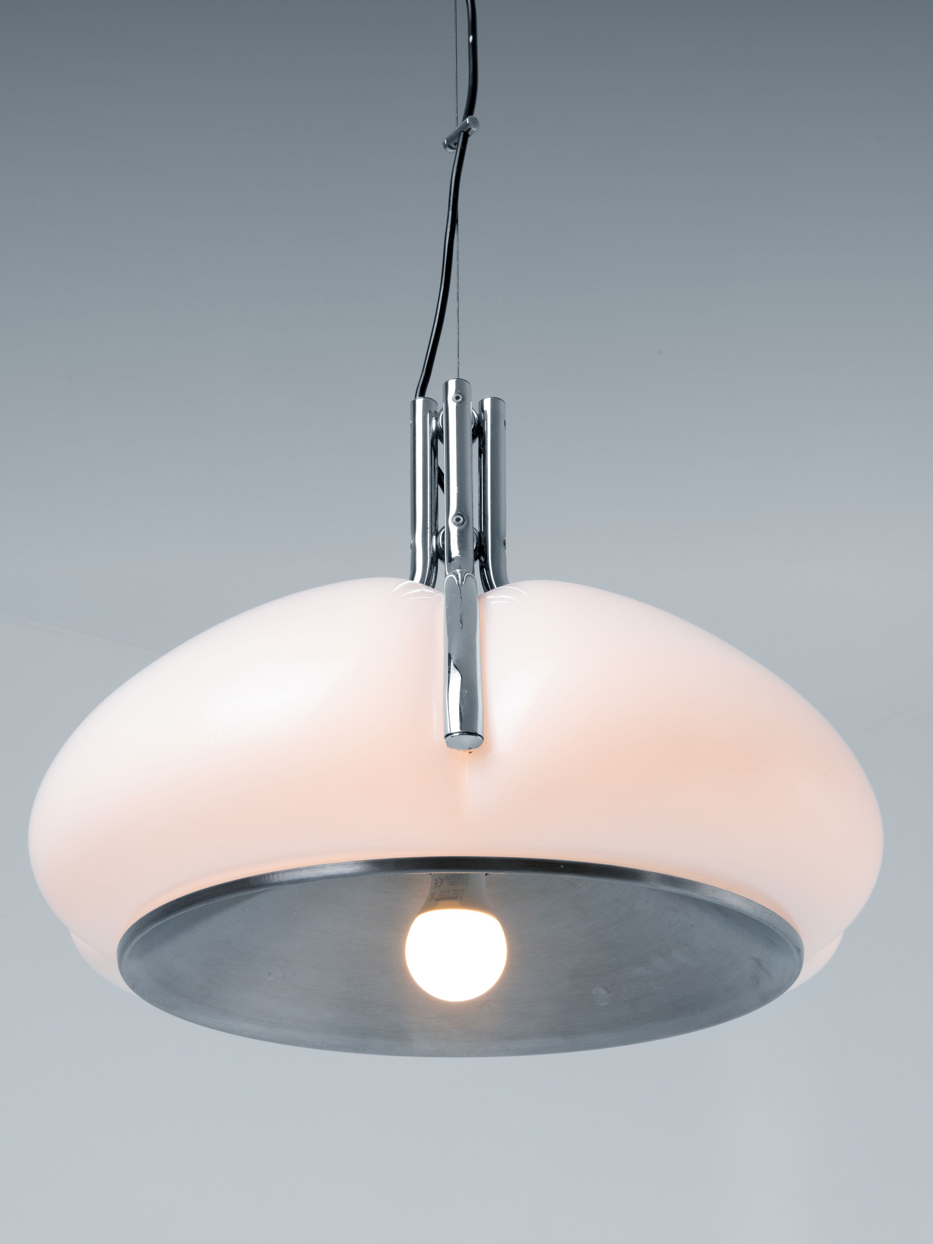 Quadrifoglio_Pendant_Lamp_Acrylic_Chrome_1970s_Italy