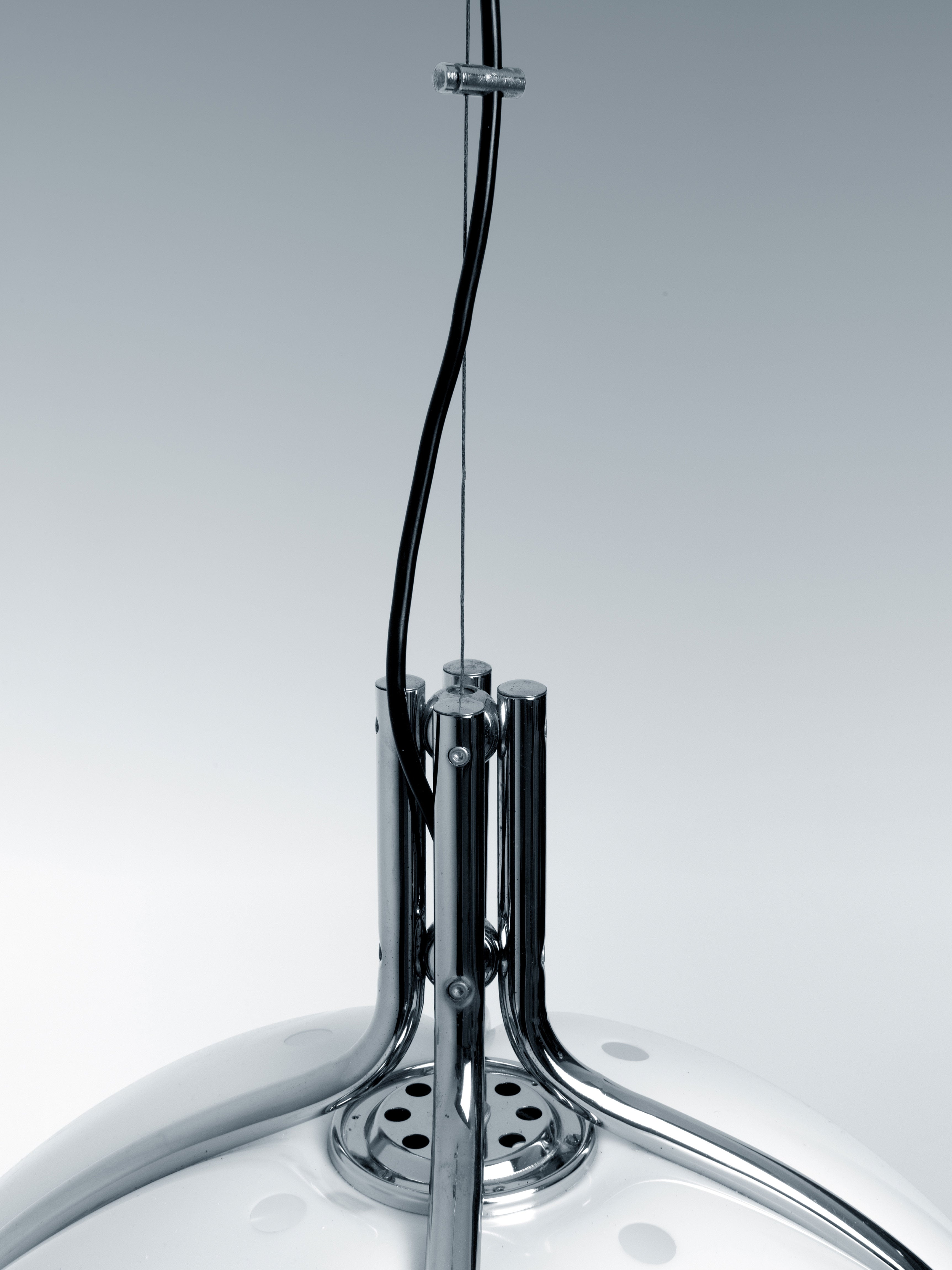 Quadrifoglio_Pendant_Lamp_Acrylic_Chrome_1970s_Italy