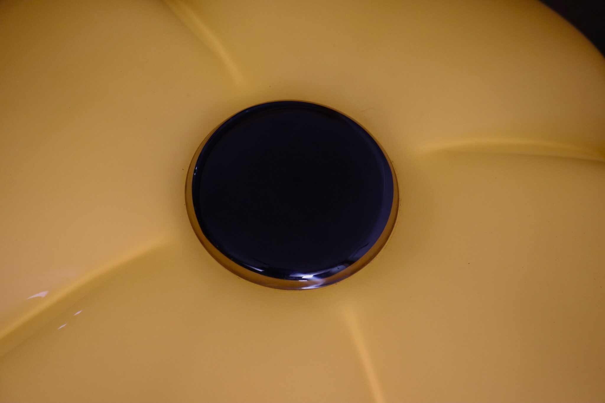 Quadrifoglio_Table_Lamp_by_Ufficio_Progetti_for_Harvey_Guzzini,_1970s,_Italy