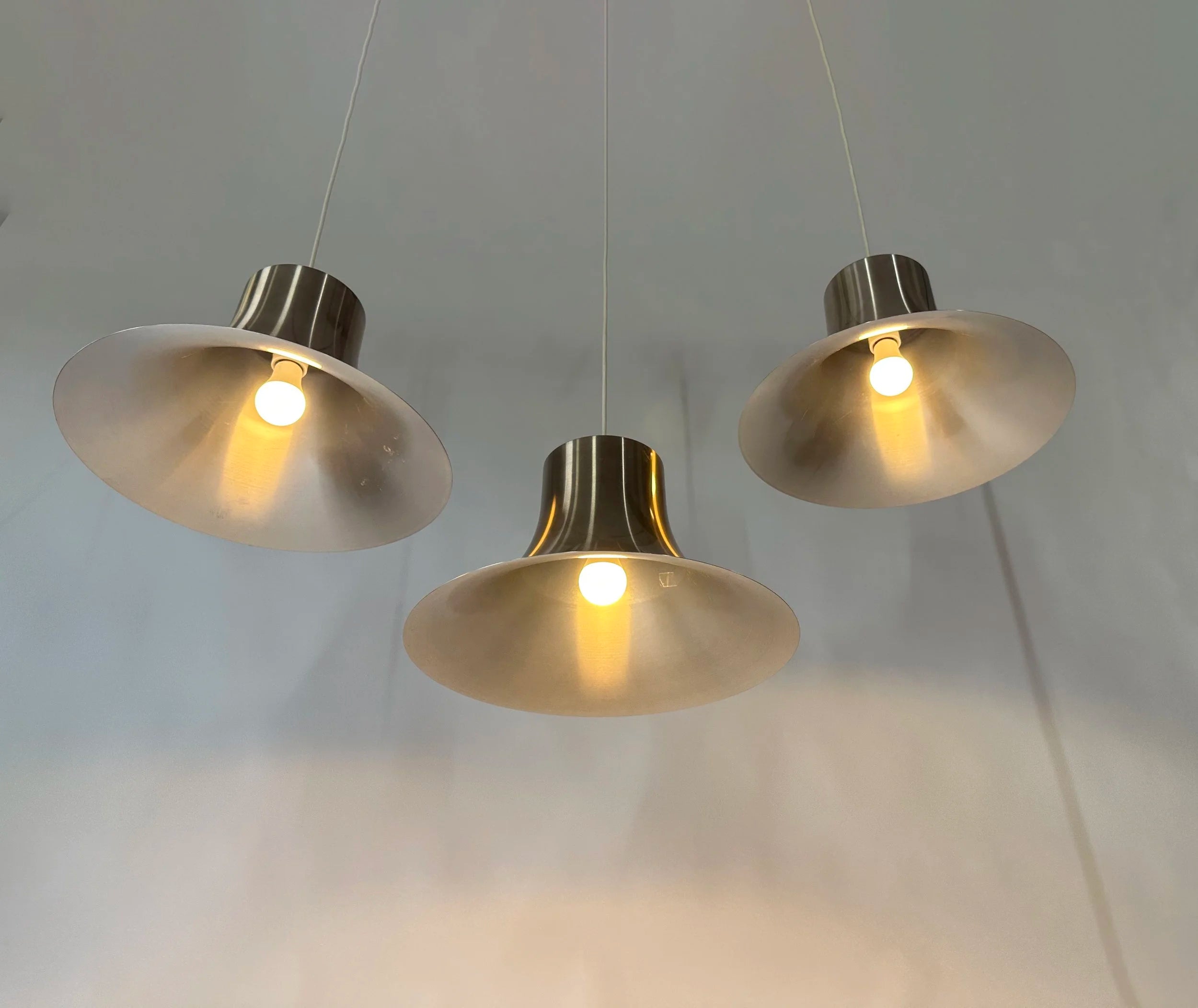 Ascot_Pendant_Lamps_RAAK_Metal_1960s_Netherlands