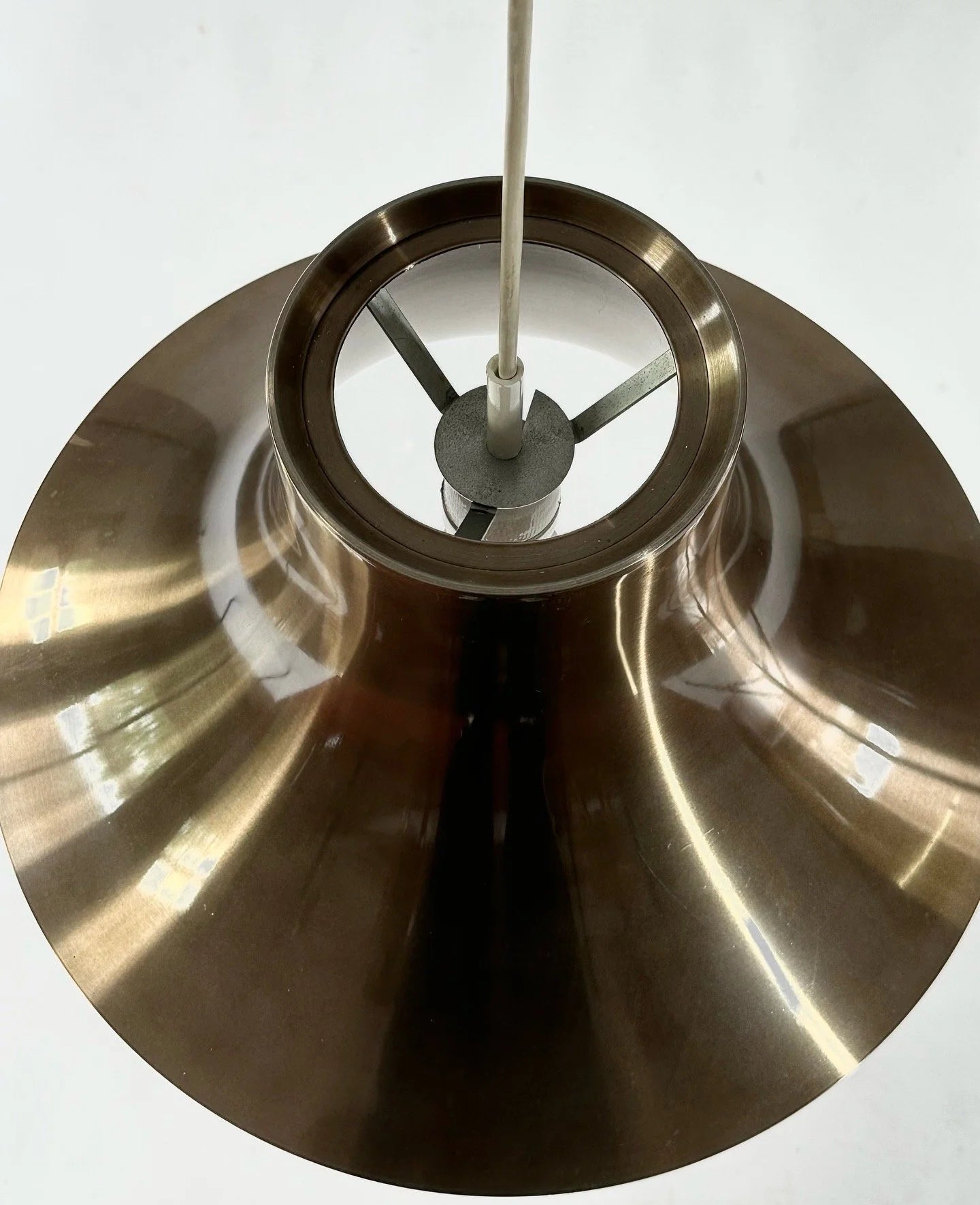 Ascot_Pendant_Lamps_RAAK_Metal_1960s_Netherlands