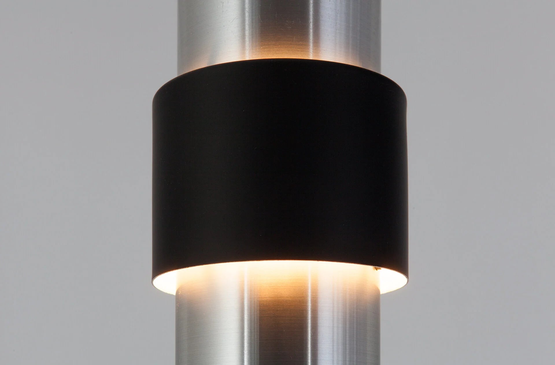 Raak_B-1198_Vintage_Aluminium_Pendant_Light,_Late_1960s,_Netherlands