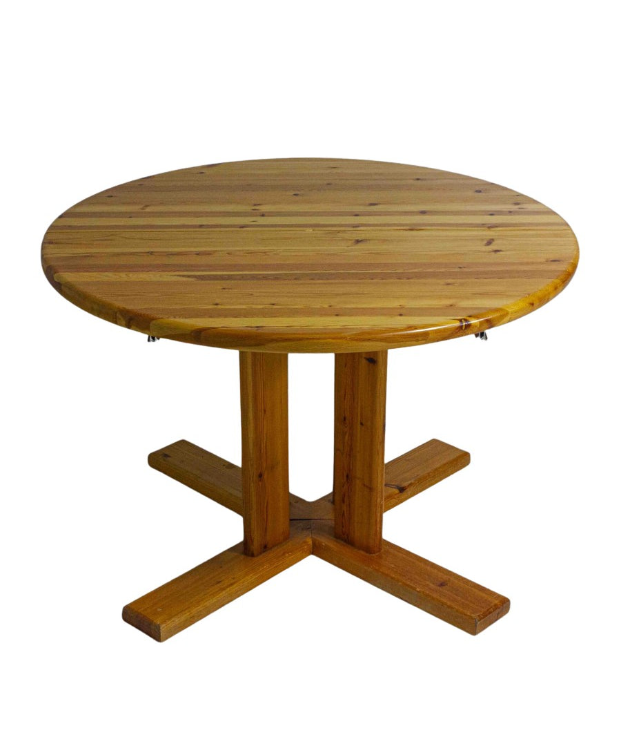 Rainer_Daumiller_pine_dining_table