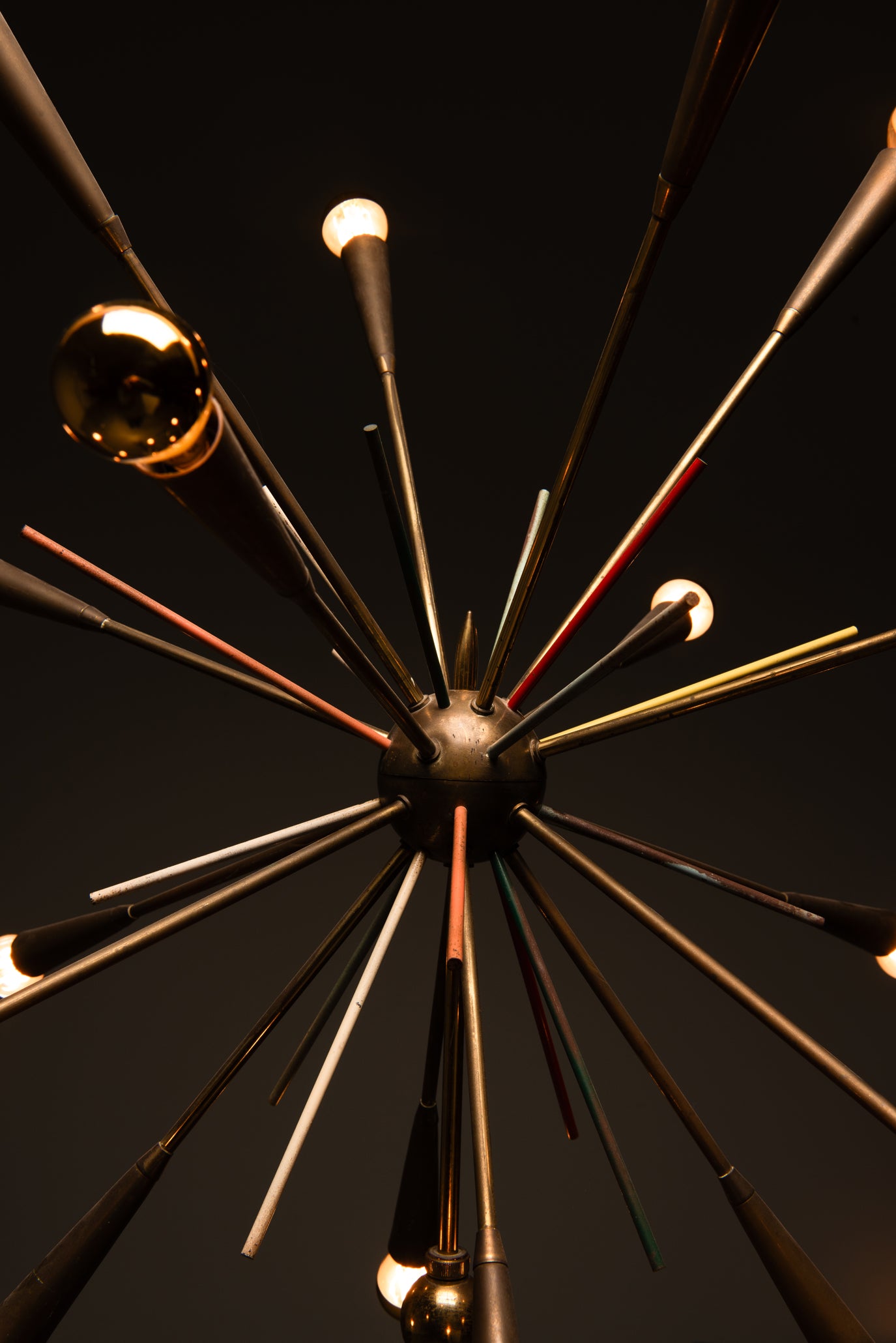 Sputnik_Floor_Lamp_by_Stilnovo_from_1950s_Italy