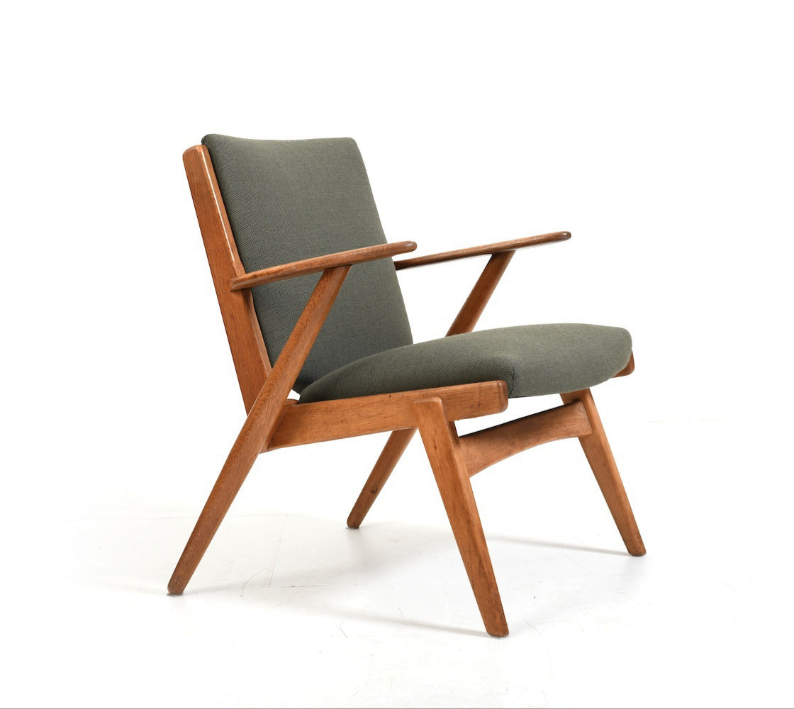 Rare_Arne_Wahl_Iversen_Easy_Chair,_Model_14