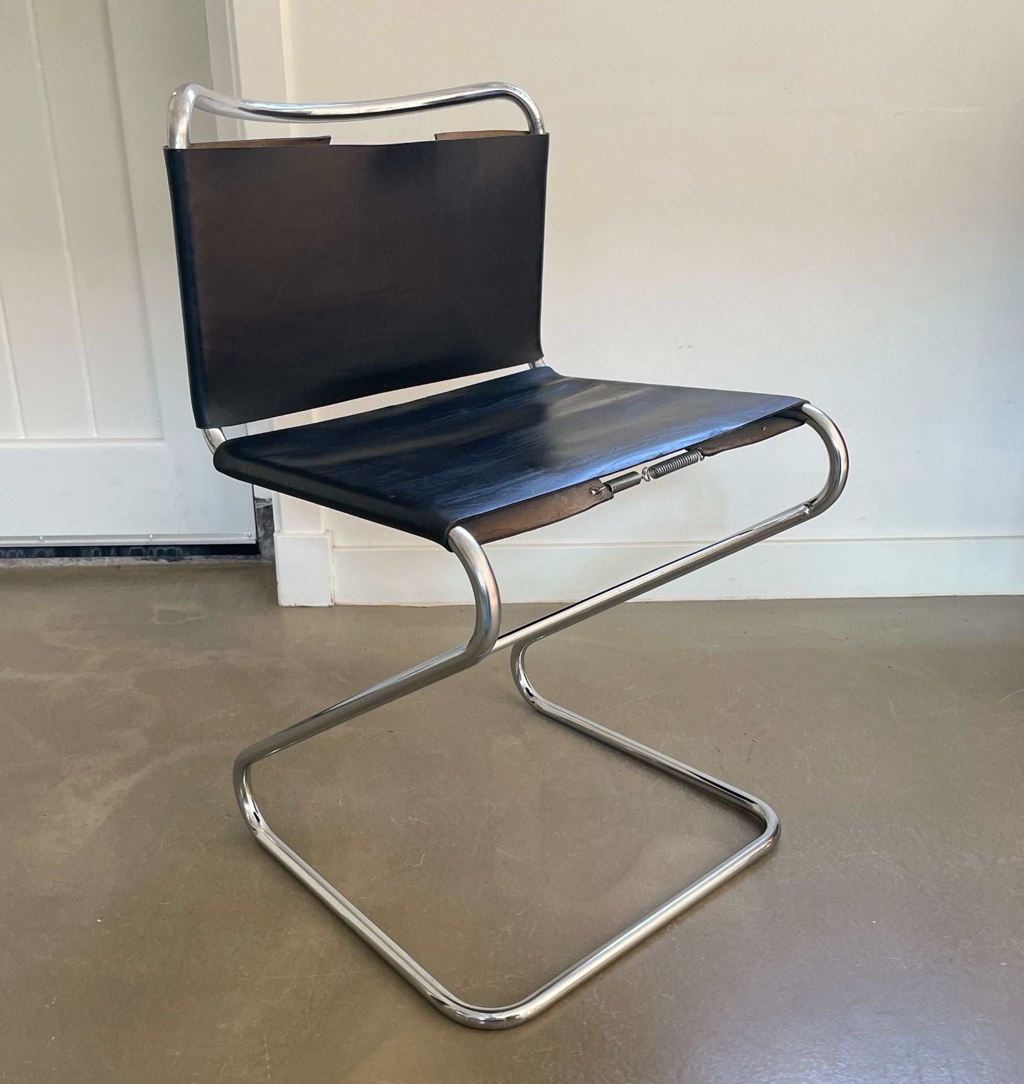 Biscia_Chair_by_Pascal_Mourgue_for_Steiner_1960s_France