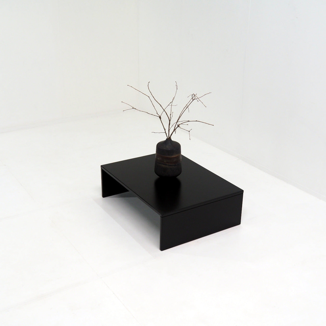 Gerrit_Rietveld_TZ77_Coffee_Table_for_’t_Spectrum,_Netherlands_1968–1970