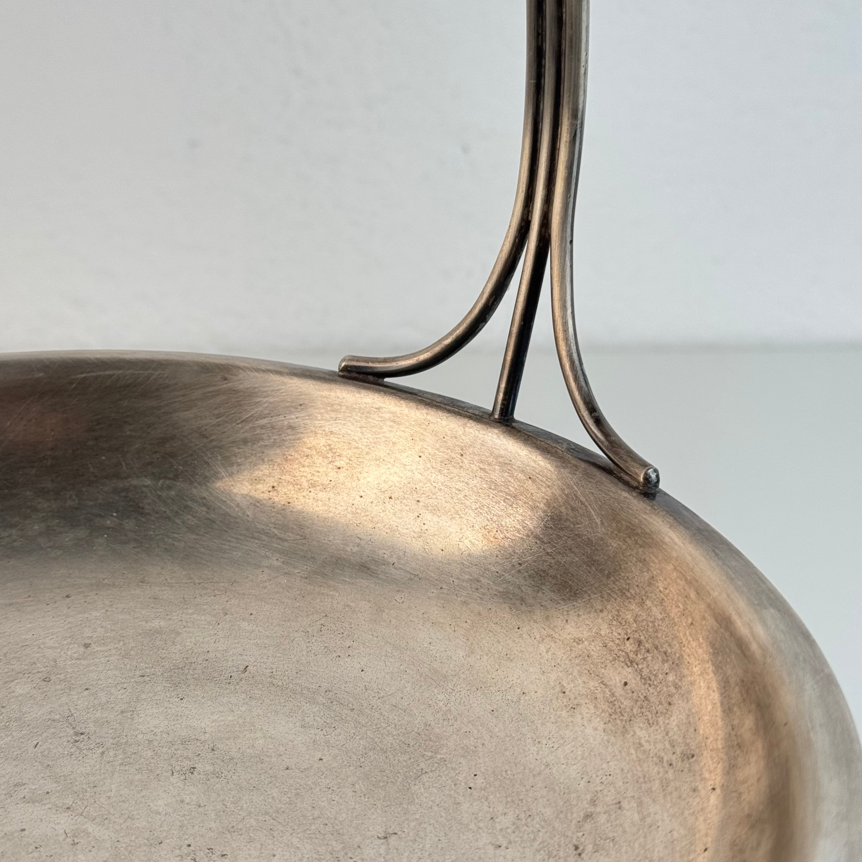 1930s_Silver-Plated_Fruit_Stand_by_Gio_Ponti_for_Arthur_Krupp_Milano,_Hotel_Royal_Riccione