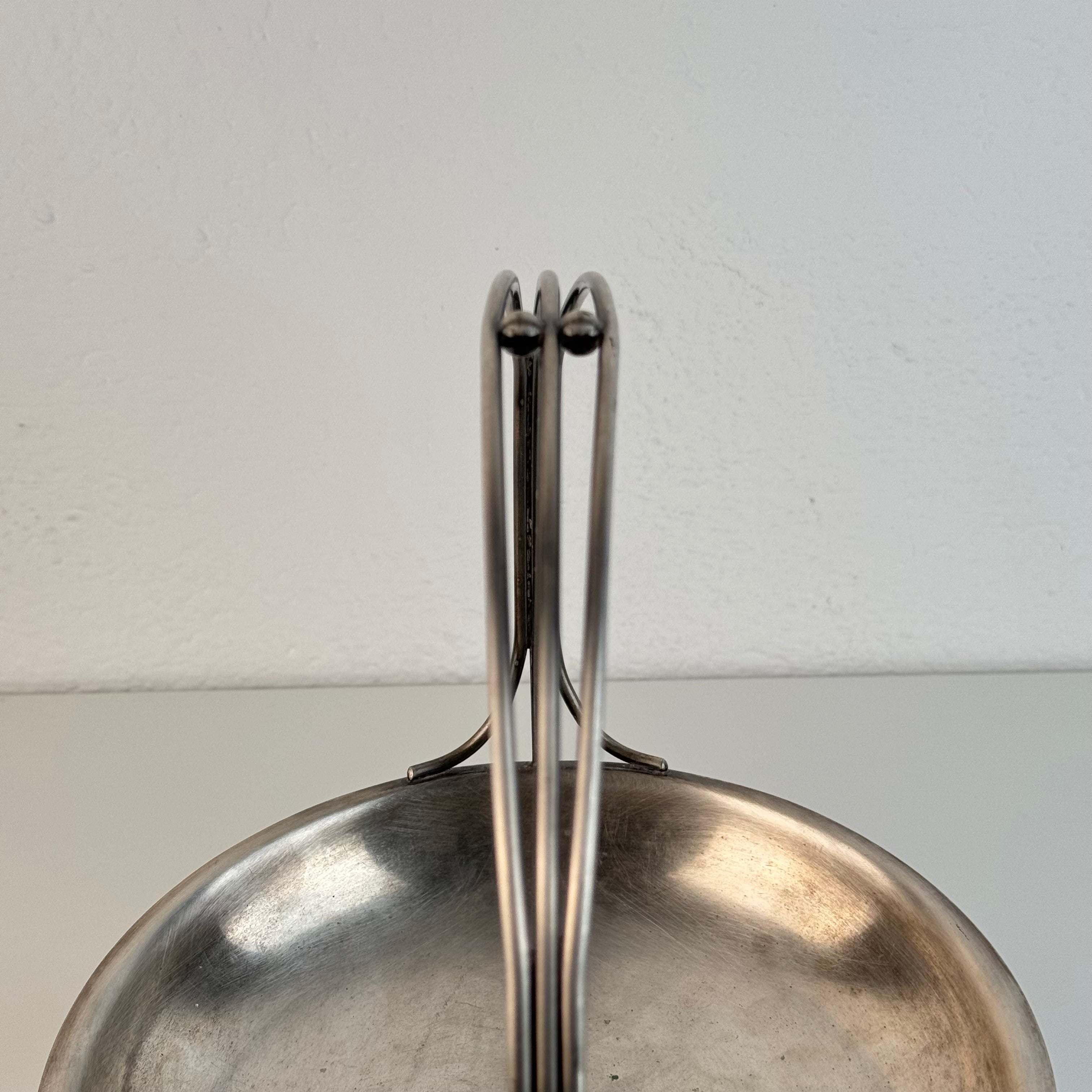 1930s_Silver-Plated_Fruit_Stand_by_Gio_Ponti_for_Arthur_Krupp_Milano,_Hotel_Royal_Riccione
