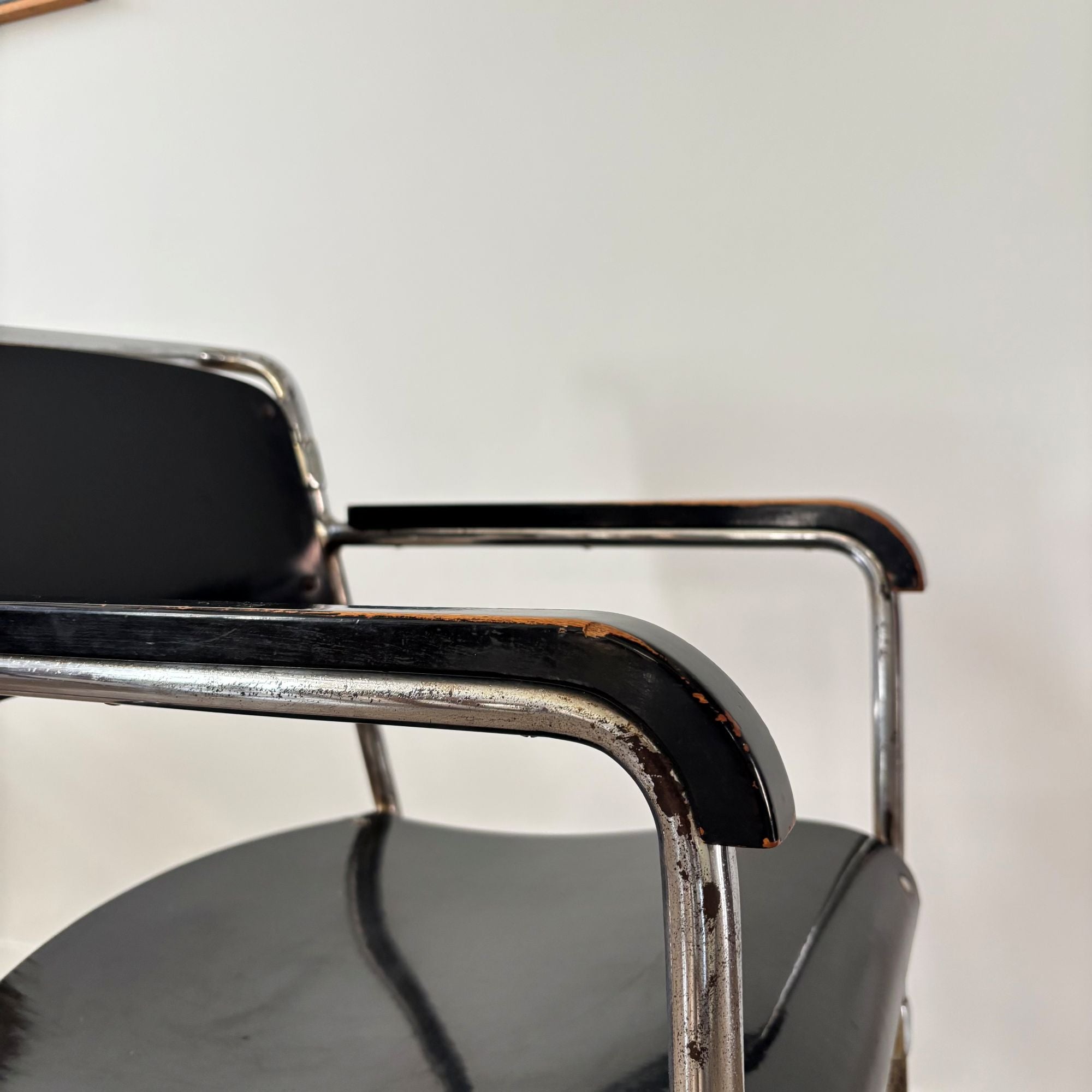 Rare_Model_A_R_Tubular_Steel_Armchair_by_Hermann_Friedrich_Mertens_for_UMS_Pastoe_and_HOPMI,_1932