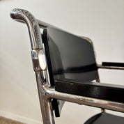 Rare_Model_A_R_Tubular_Steel_Armchair_by_Hermann_Friedrich_Mertens_for_UMS_Pastoe_and_HOPMI,_1932
