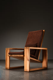 Rare_Lounge_Chair_by_Ate_van_Apeldoorn_from_1970s