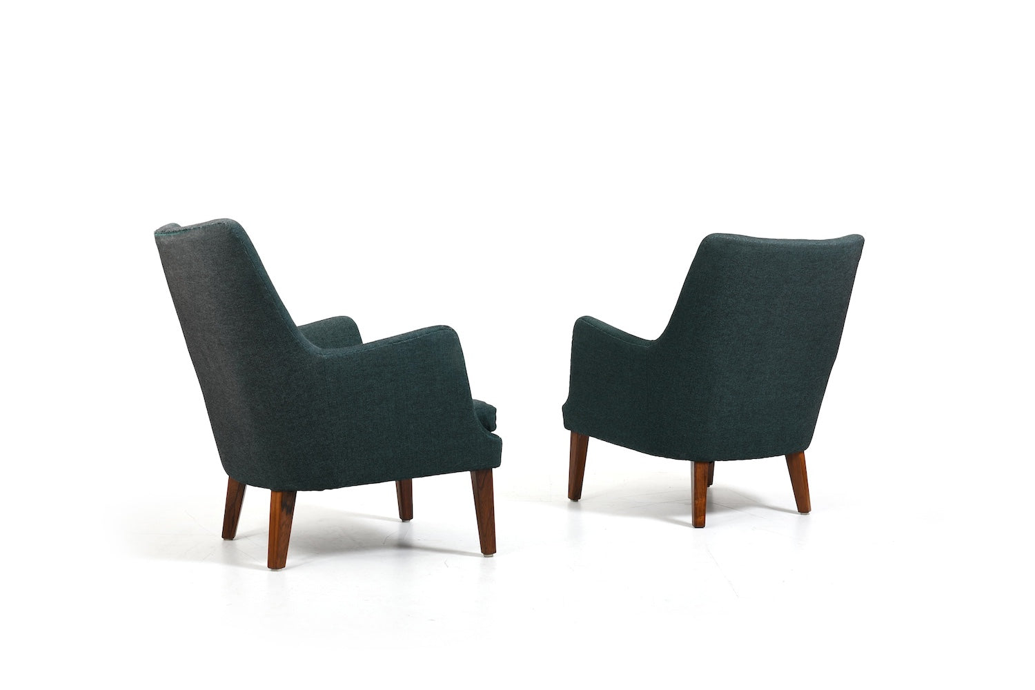 Set_of_2_AV-53_Easychairs_by_Arne_Vodder_1953