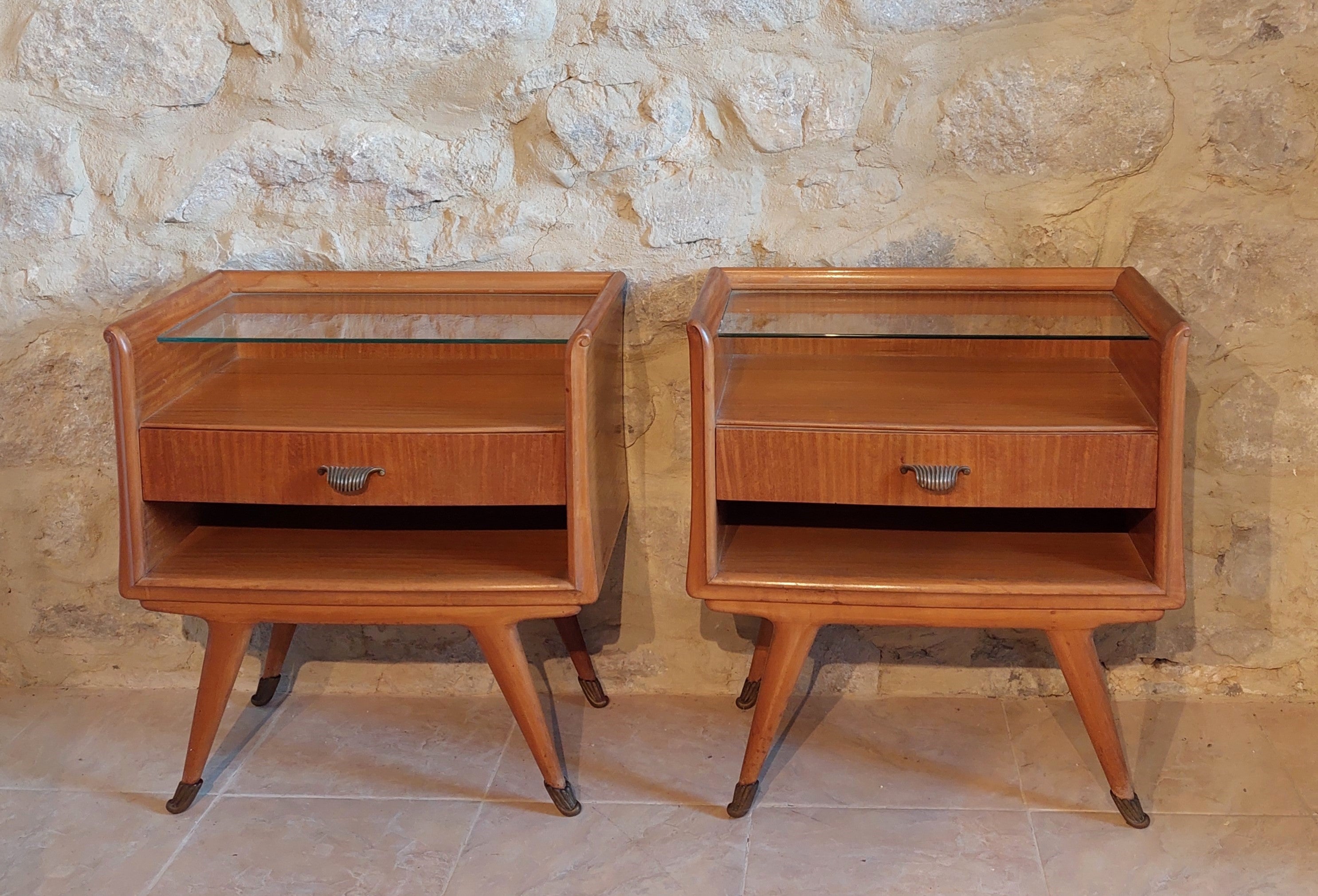 Set_of_2_of_Cherry_wood_Bedside_Tables_by_Paulo_Buffa_from_1950