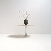 Raymond_Loewy_DF2000_Pedestal_Dining_Table_for_Doubinski_Frères,_1960s
