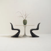 Raymond_Loewy_DF2000_Pedestal_Dining_Table_for_Doubinski_Frères,_1960s