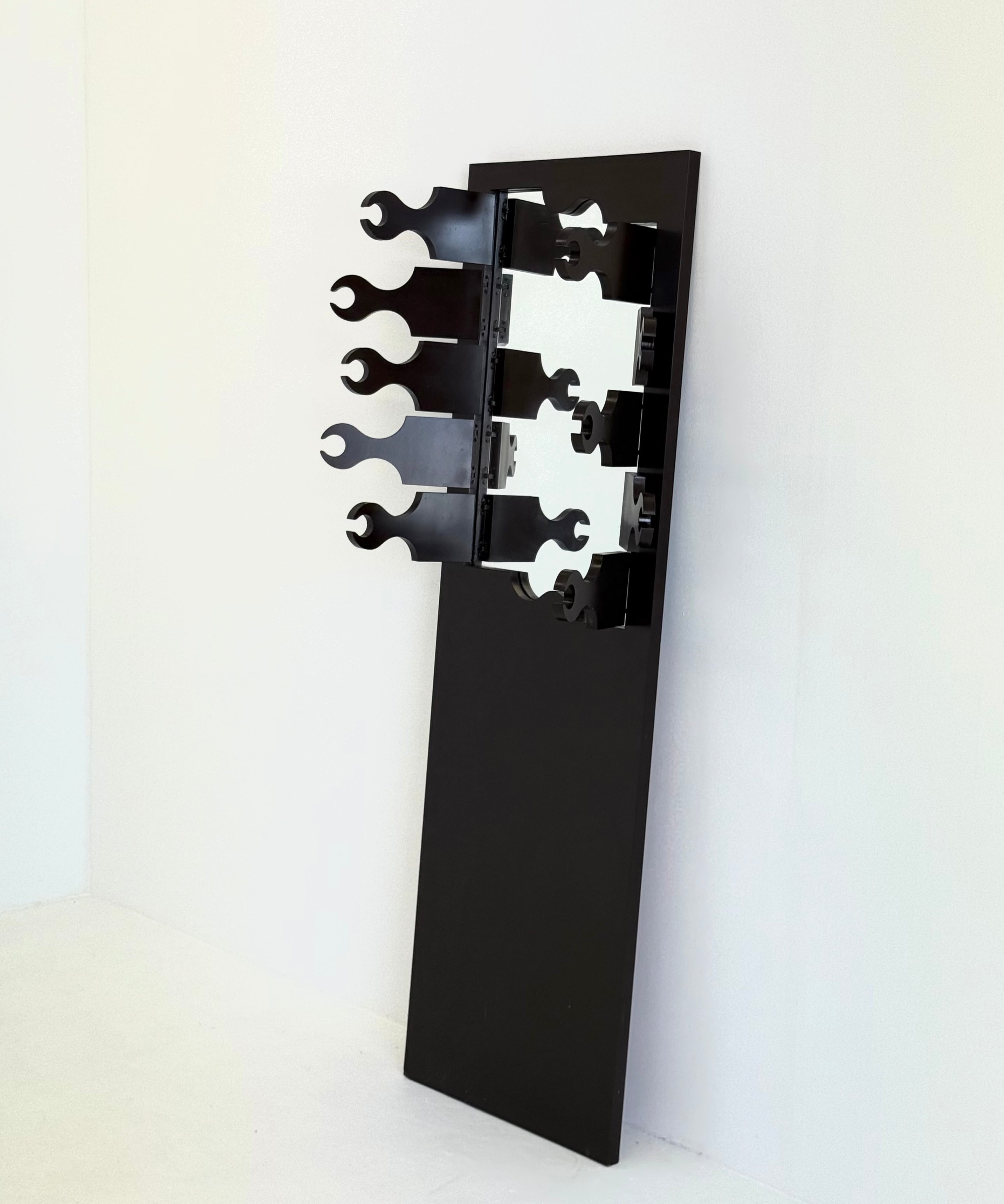 Rare_Scorpion_Coat_Rack_Mirror_by_Anonima_Design_for_Bonetto