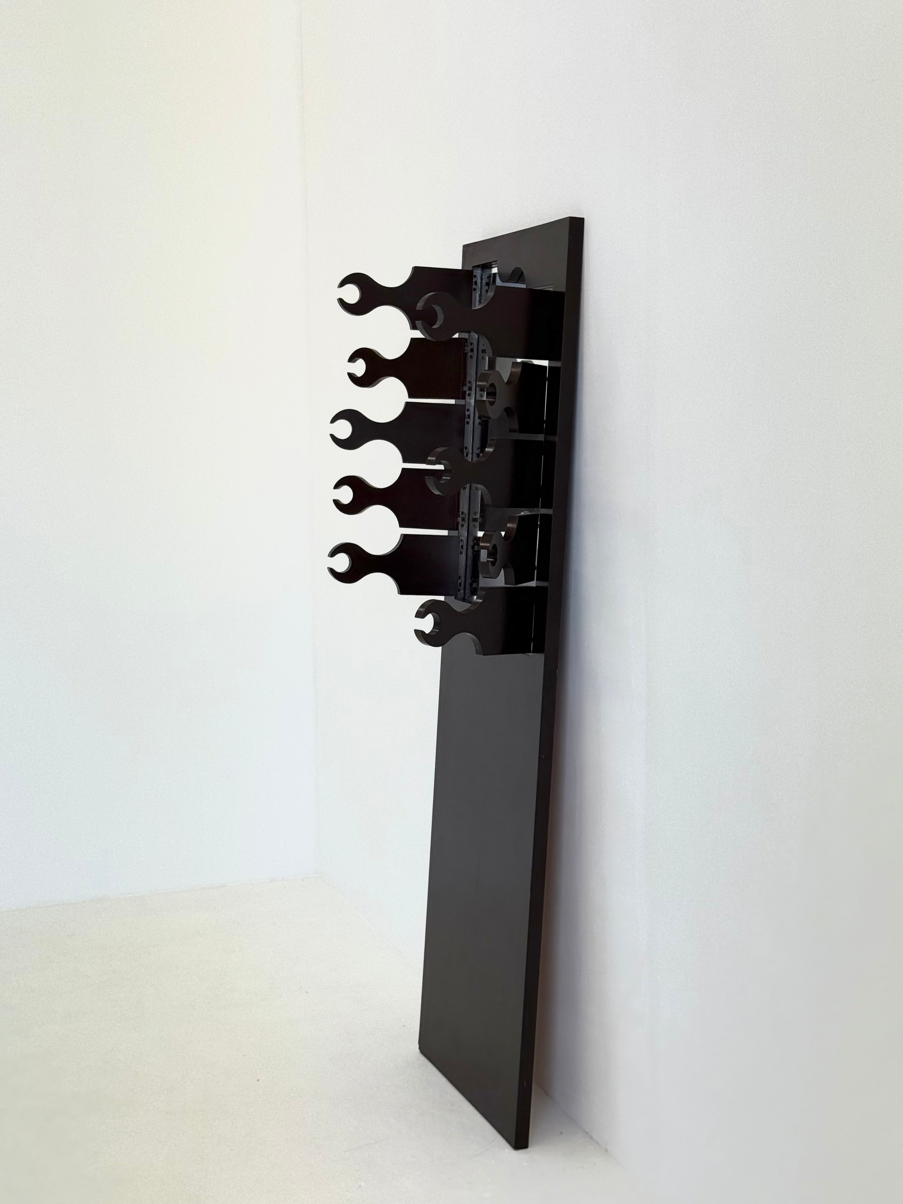 Rare_Scorpion_Coat_Rack_Mirror_by_Anonima_Design_for_Bonetto