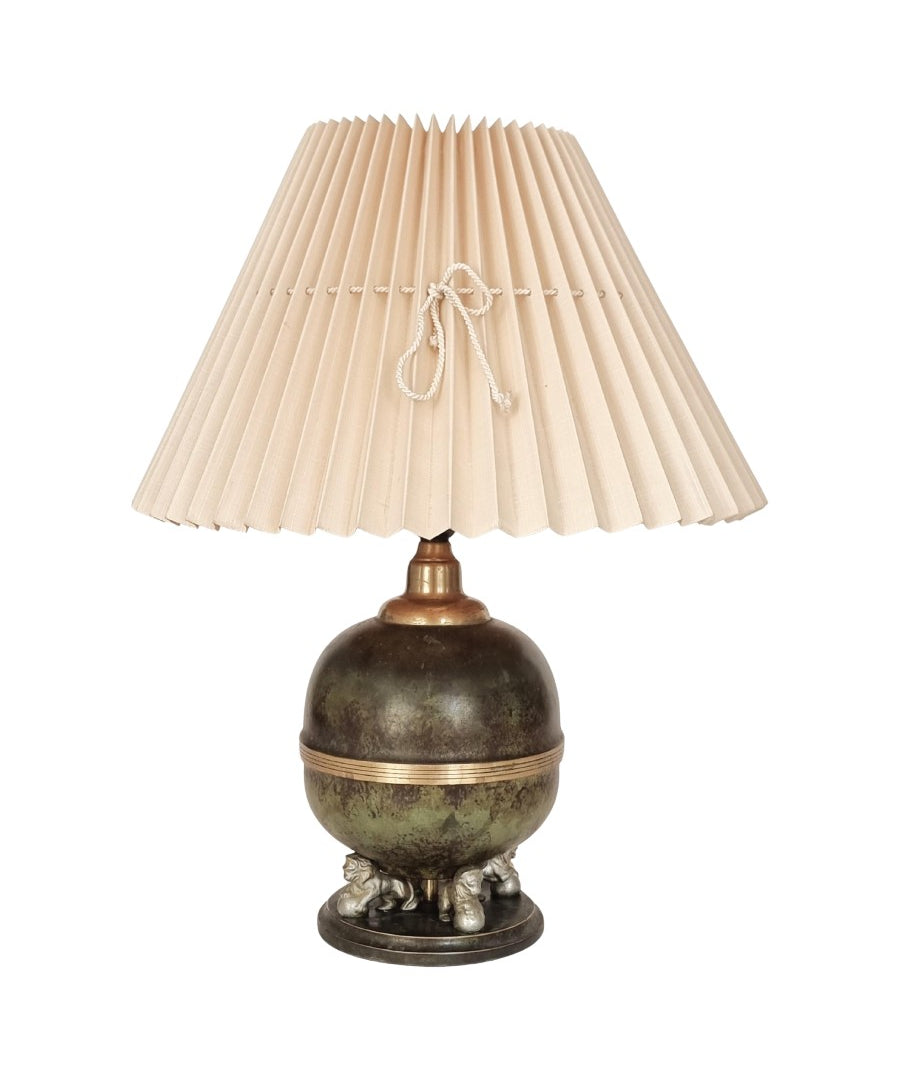 Rare_table_lamp_by_Svenska_Metallverken