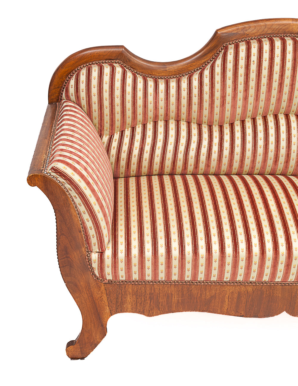 Recamier_loveseat_or_sofa_with_crossbars