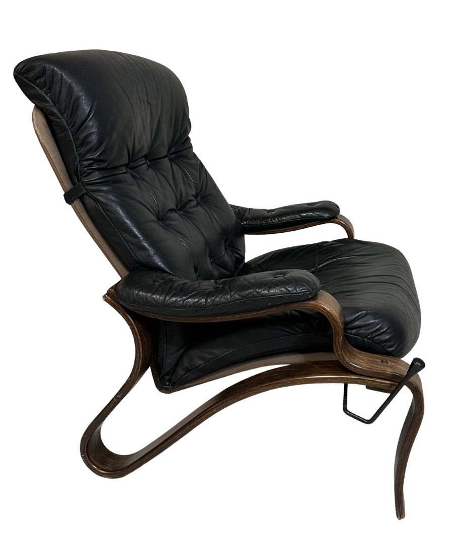Reclining_Scandinavian_Lounge_Chair_from_1960s