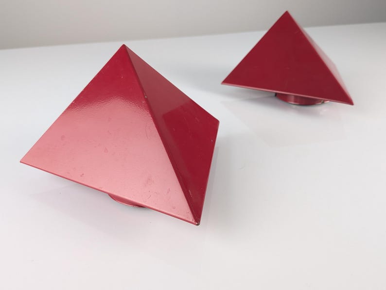 Set_of_2_Red_Metal_Geometric_Sconces,_1970s