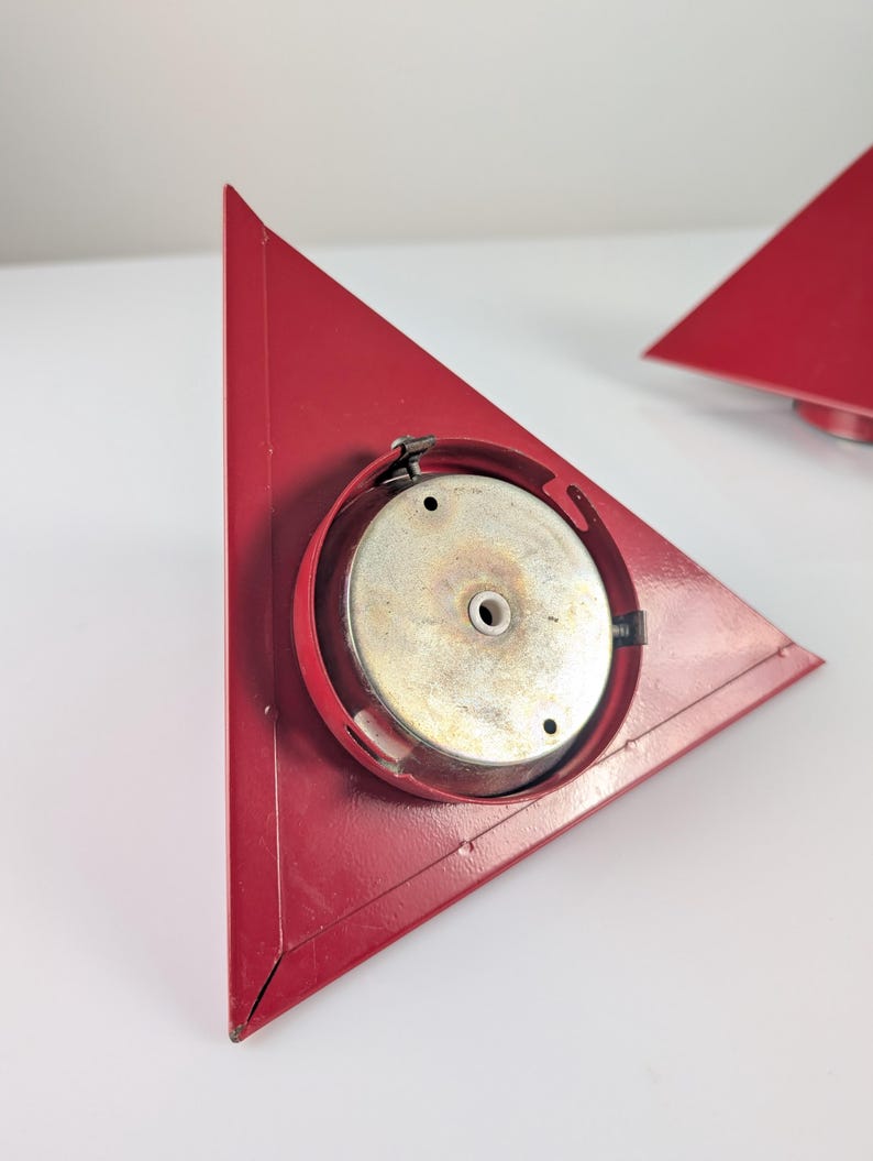 Set_of_2_Red_Metal_Geometric_Sconces,_1970s