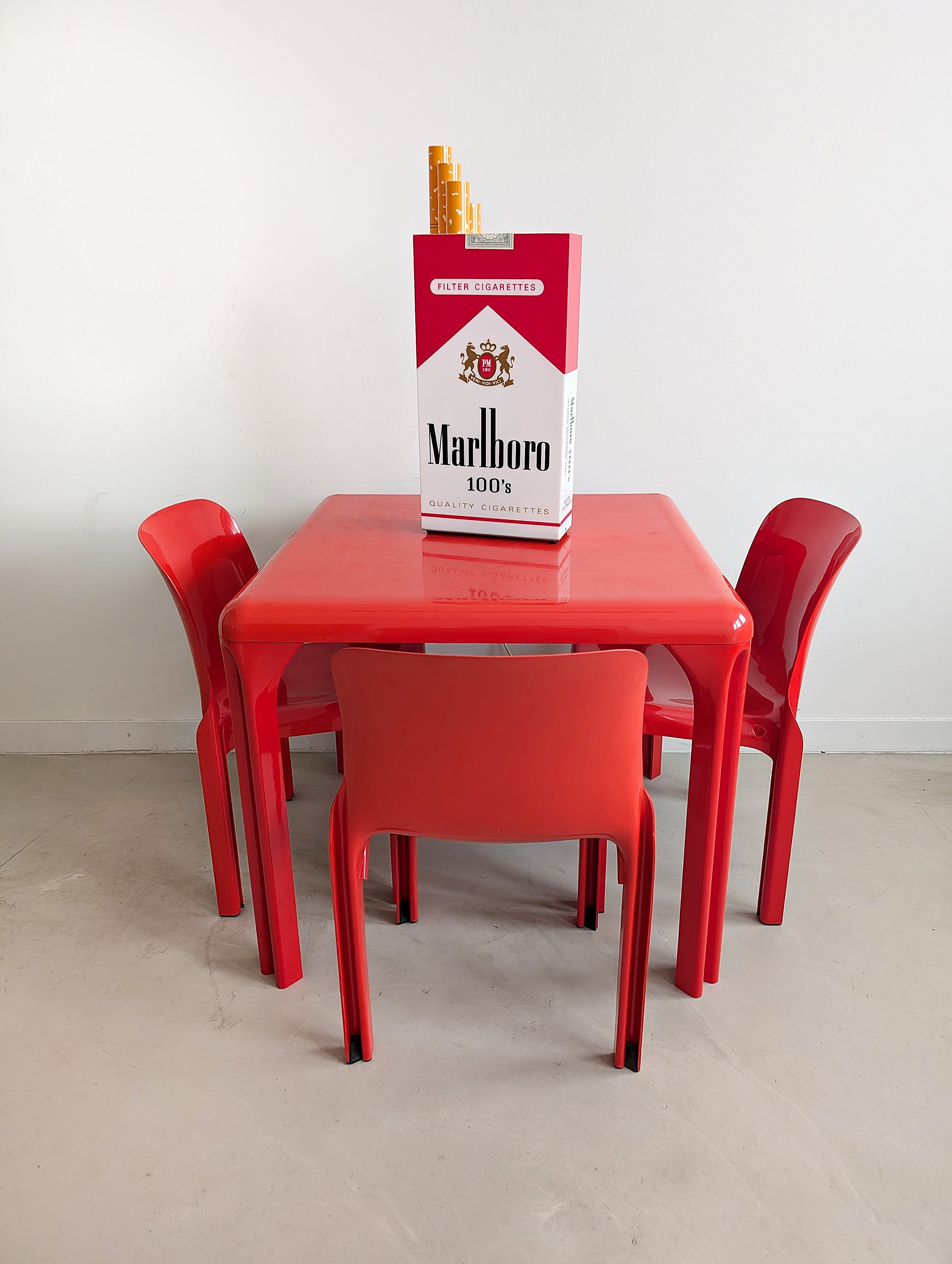 Set_of_Red_Selene_Table_and_3_chairs_by_Vico_Magistretti_for_Artemide,_1960s