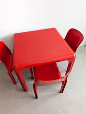 Set_of_Red_Selene_Table_and_3_chairs_by_Vico_Magistretti_for_Artemide,_1960s