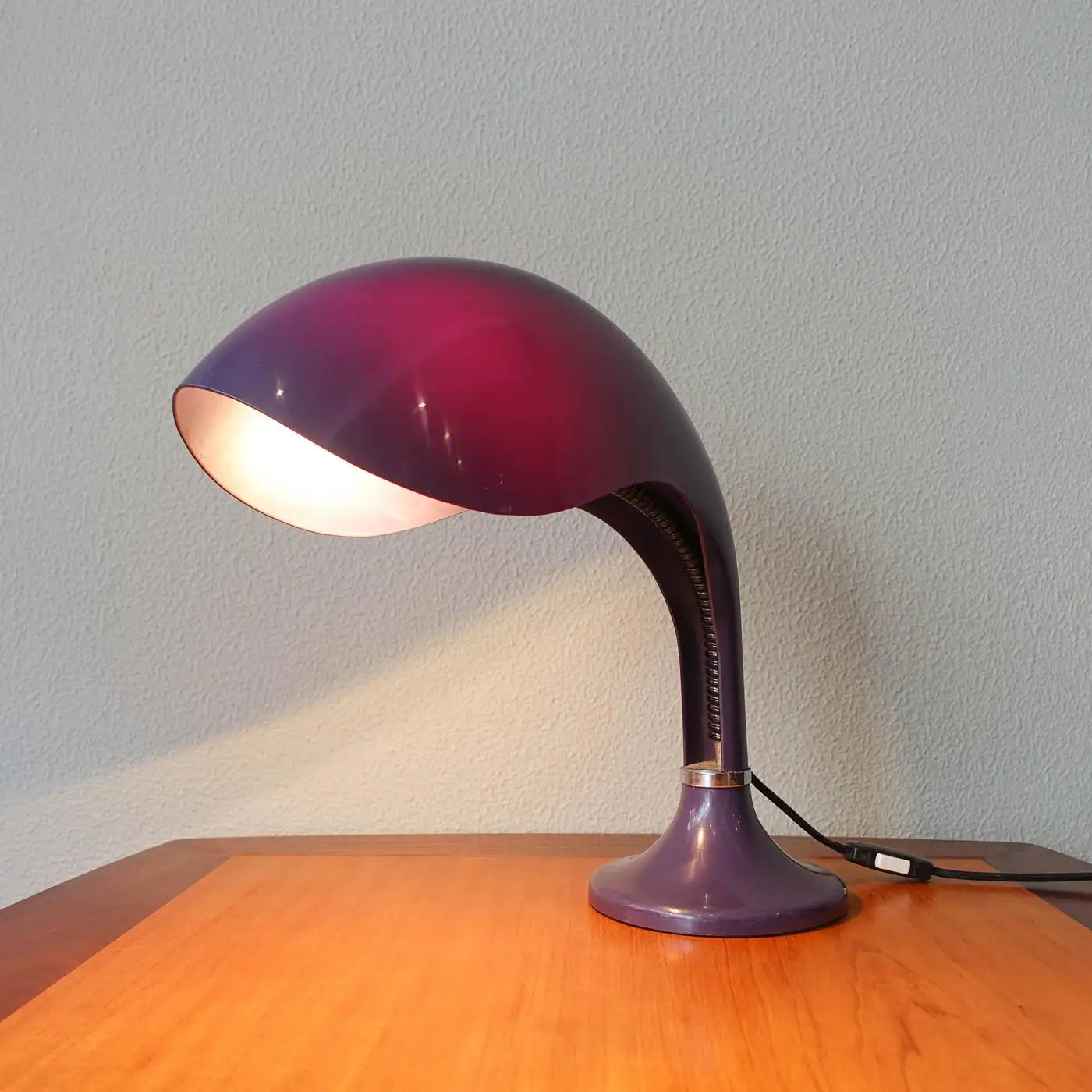 Rhea_Table_Lamp_by_Marcello_Cuneo_for_Ampaglas,_Mid_Century_Modern,_1960s,_Italy