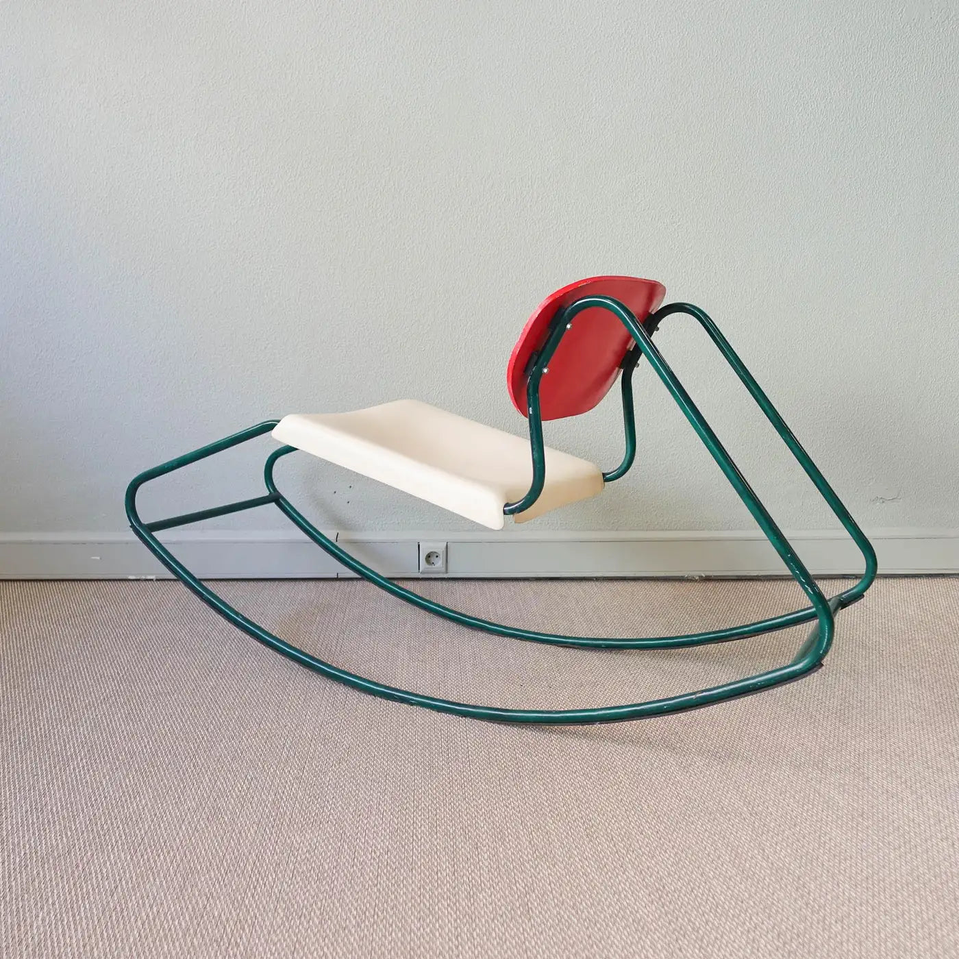 Rocking_Chair,_Dirk_Van_Sliedrecht_Style,_Metal_and_Wood,_1960s,_Netherlands