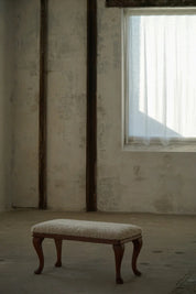 Rococo_Bench_with_Cabriole_Legs_and_Lambswool_Upholstery