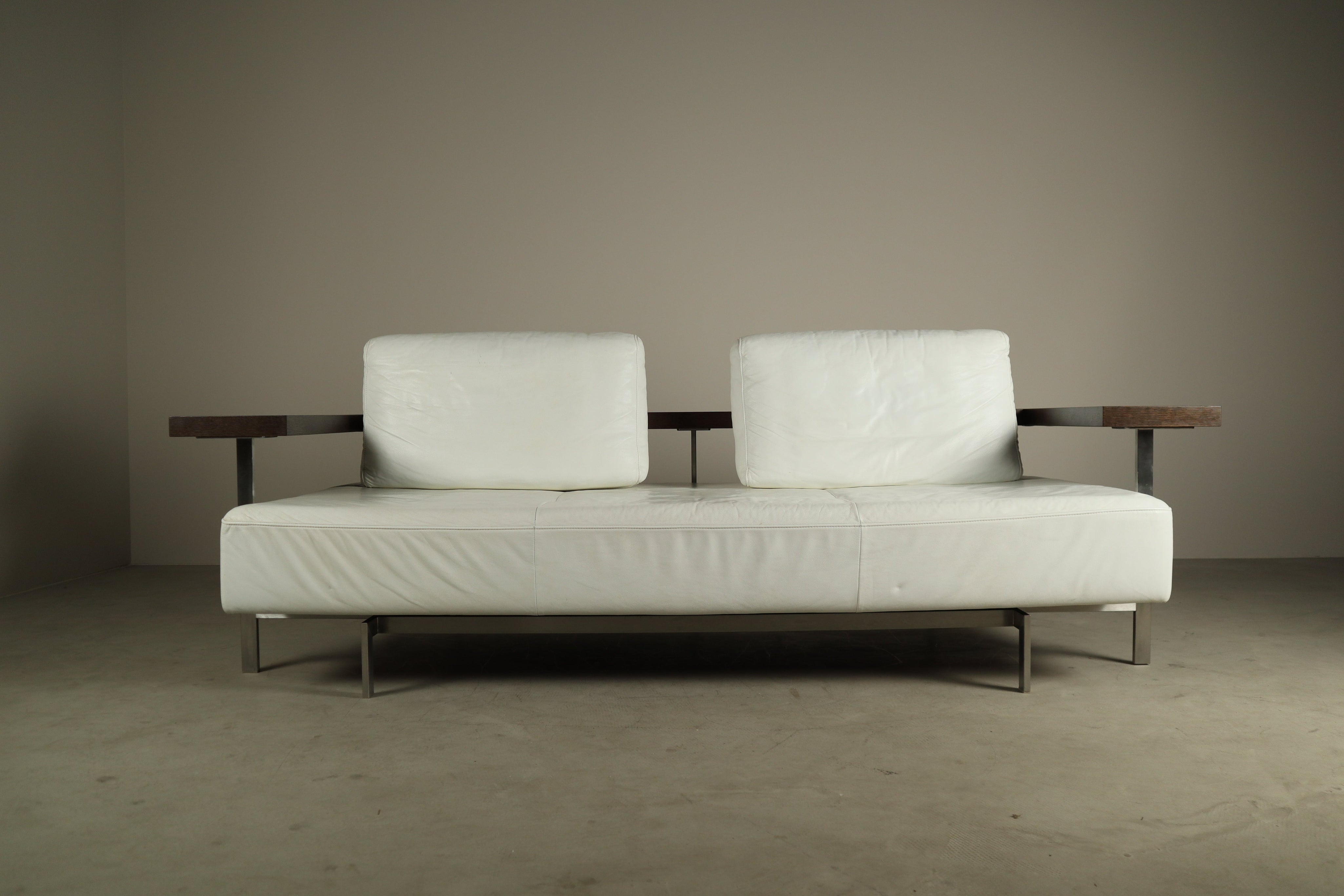Rolf_Benz_Dono_sofa_by_Christian_Werner_in_white_leather,_1990s