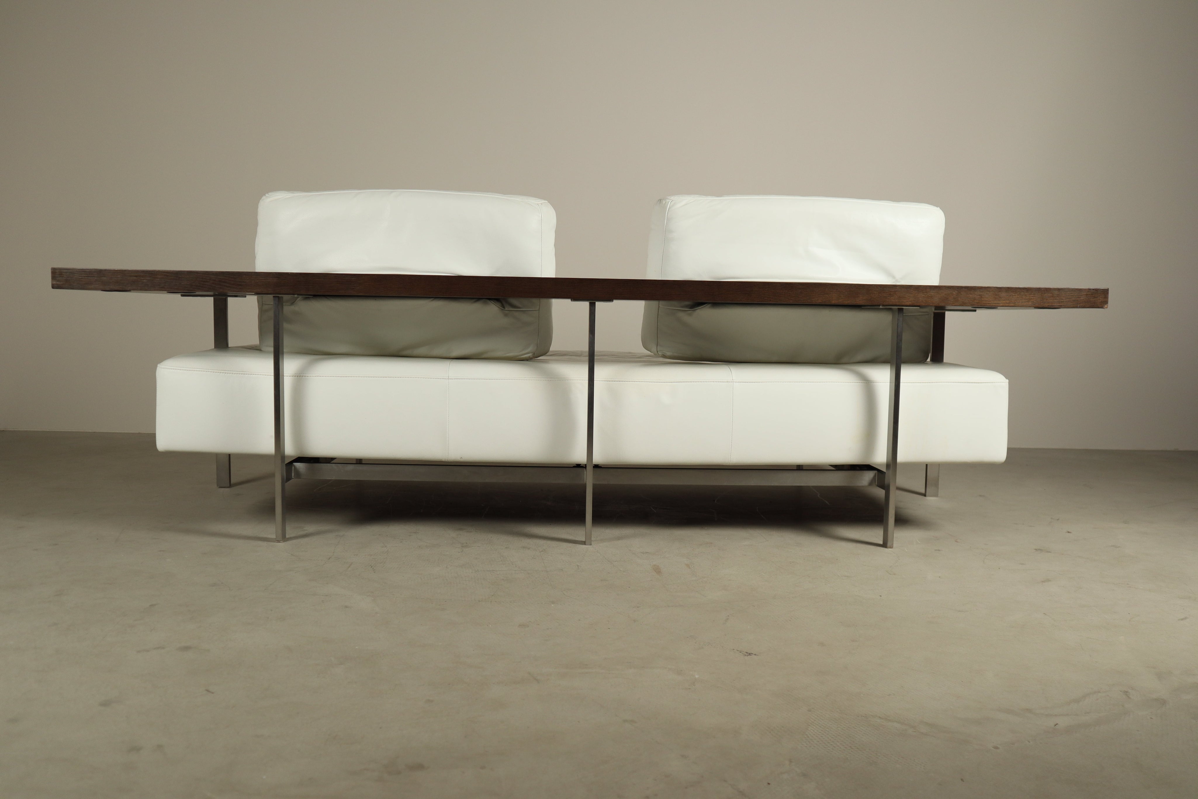 Rolf_Benz_Dono_sofa_by_Christian_Werner_in_white_leather,_1990s