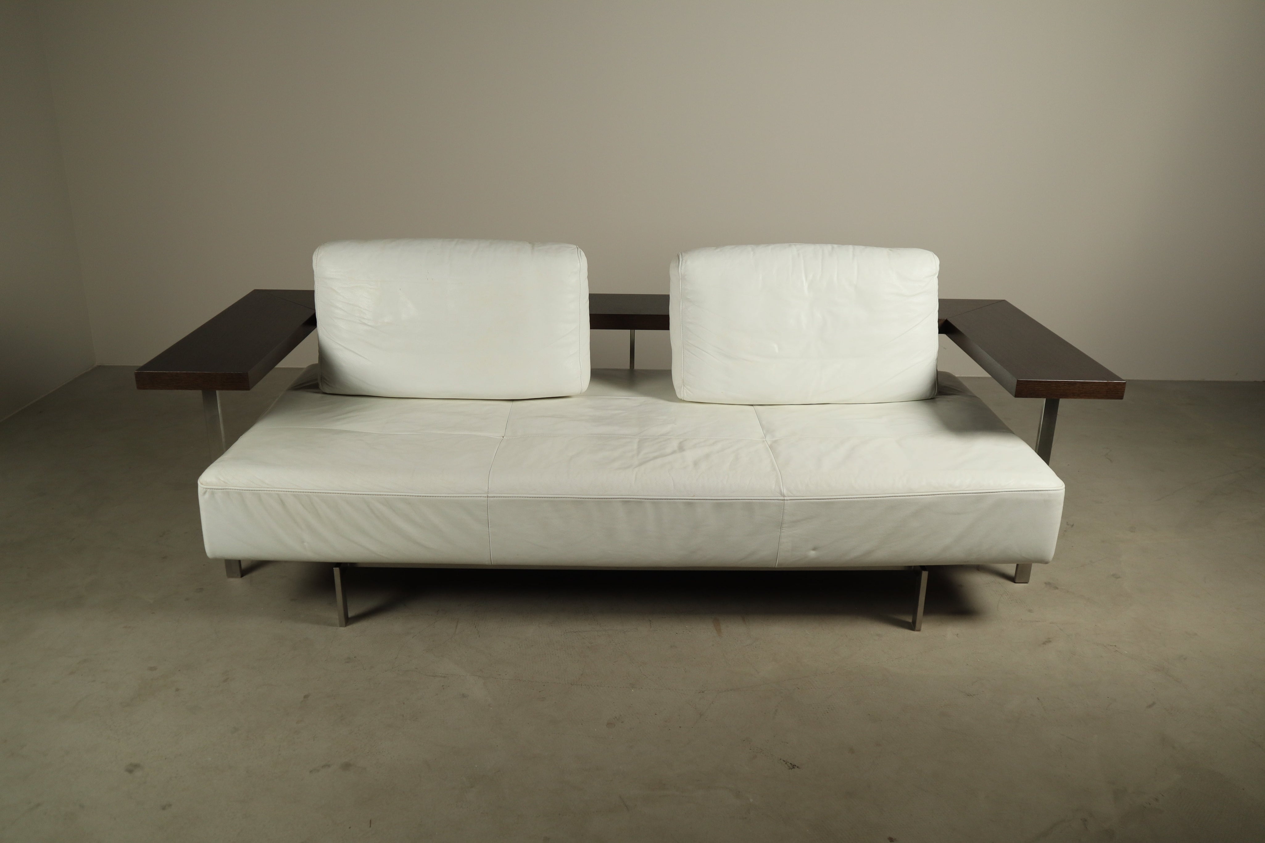 Rolf_Benz_Dono_sofa_by_Christian_Werner_in_white_leather,_1990s