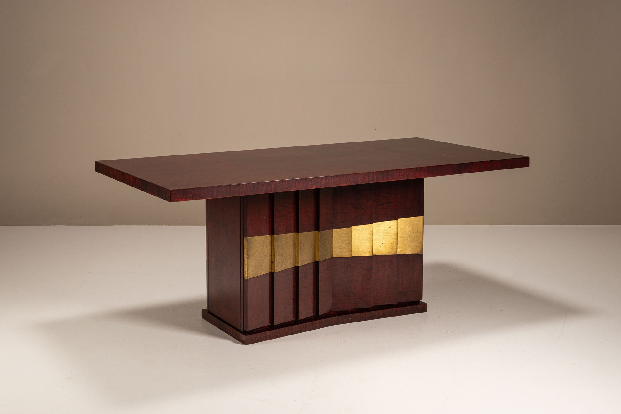 Romanus_Dining_Table_by_Luciano_Frigerio,_1970s,_Italy