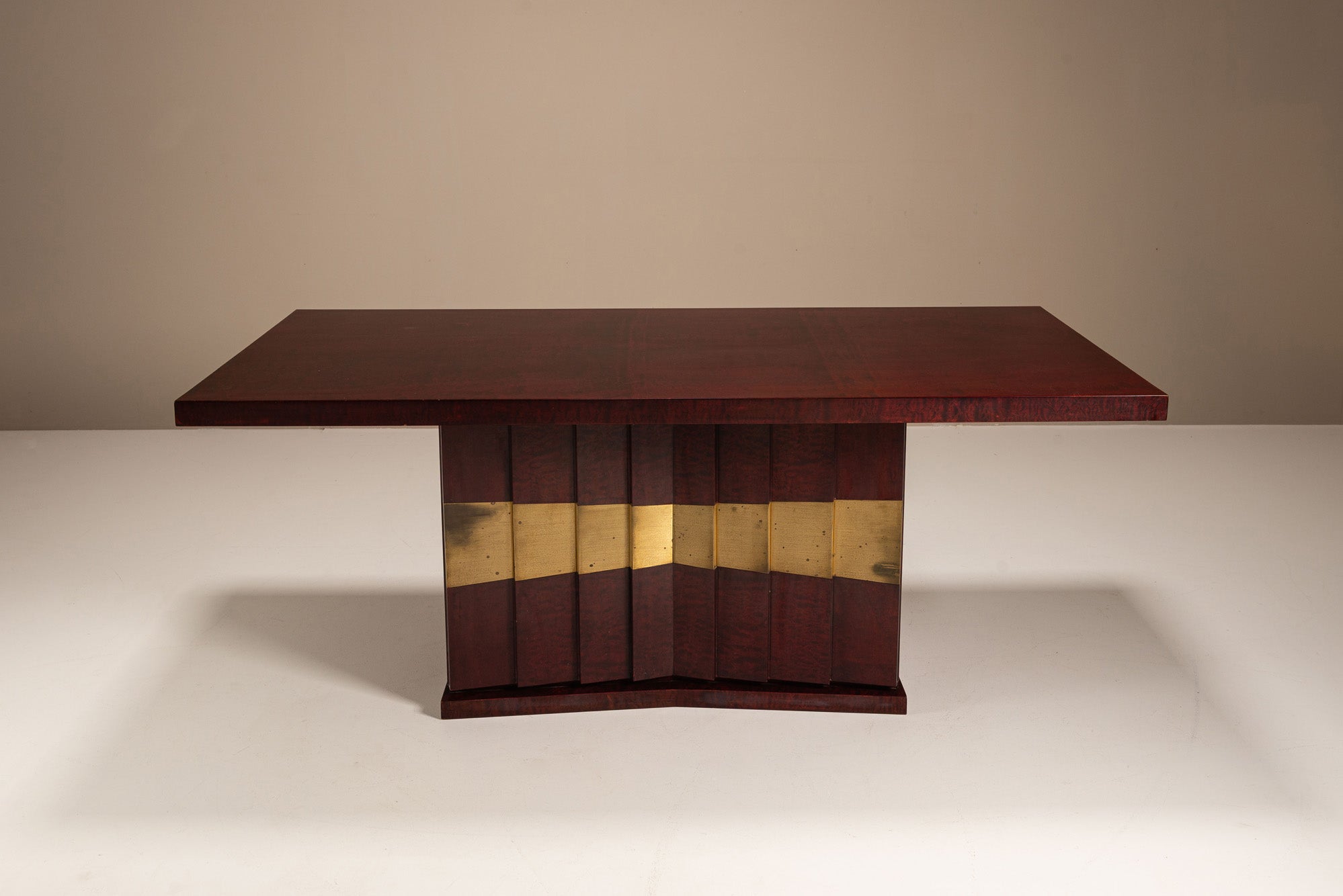 Romanus_Dining_Table_by_Luciano_Frigerio,_1970s,_Italy