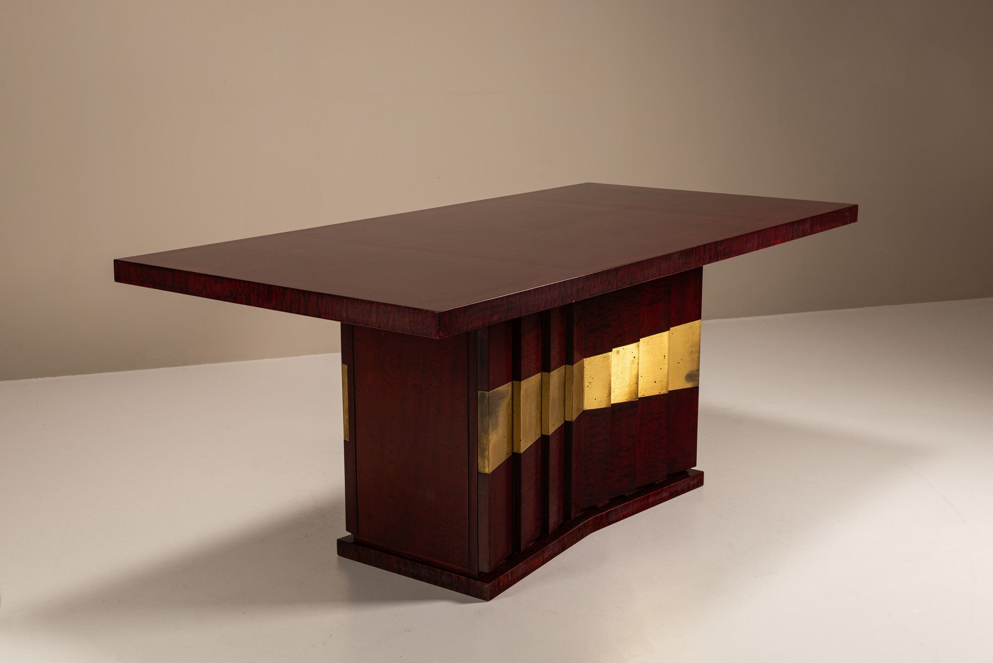 Romanus_Dining_Table_by_Luciano_Frigerio,_1970s,_Italy