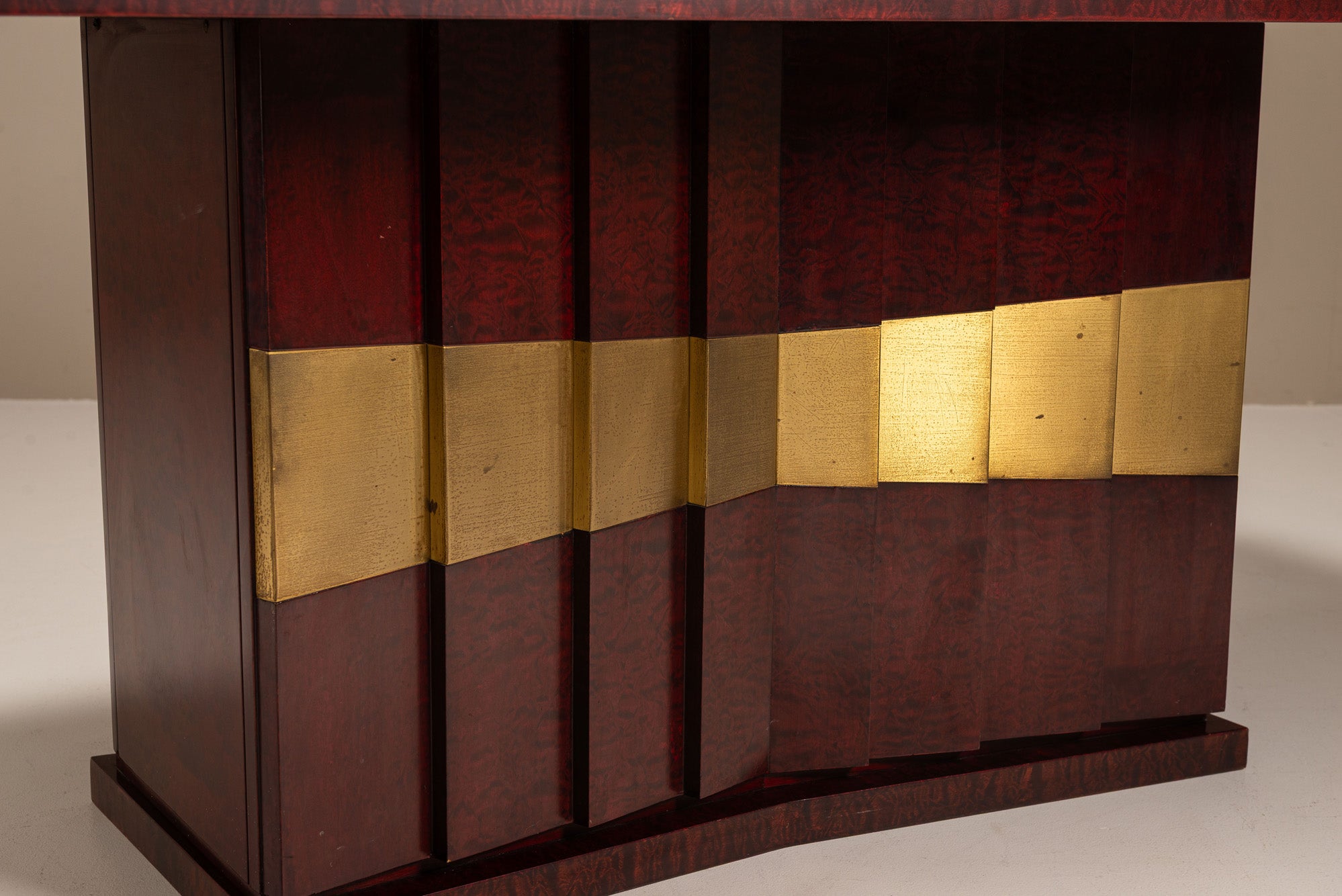 Romanus_Dining_Table_by_Luciano_Frigerio,_1970s,_Italy