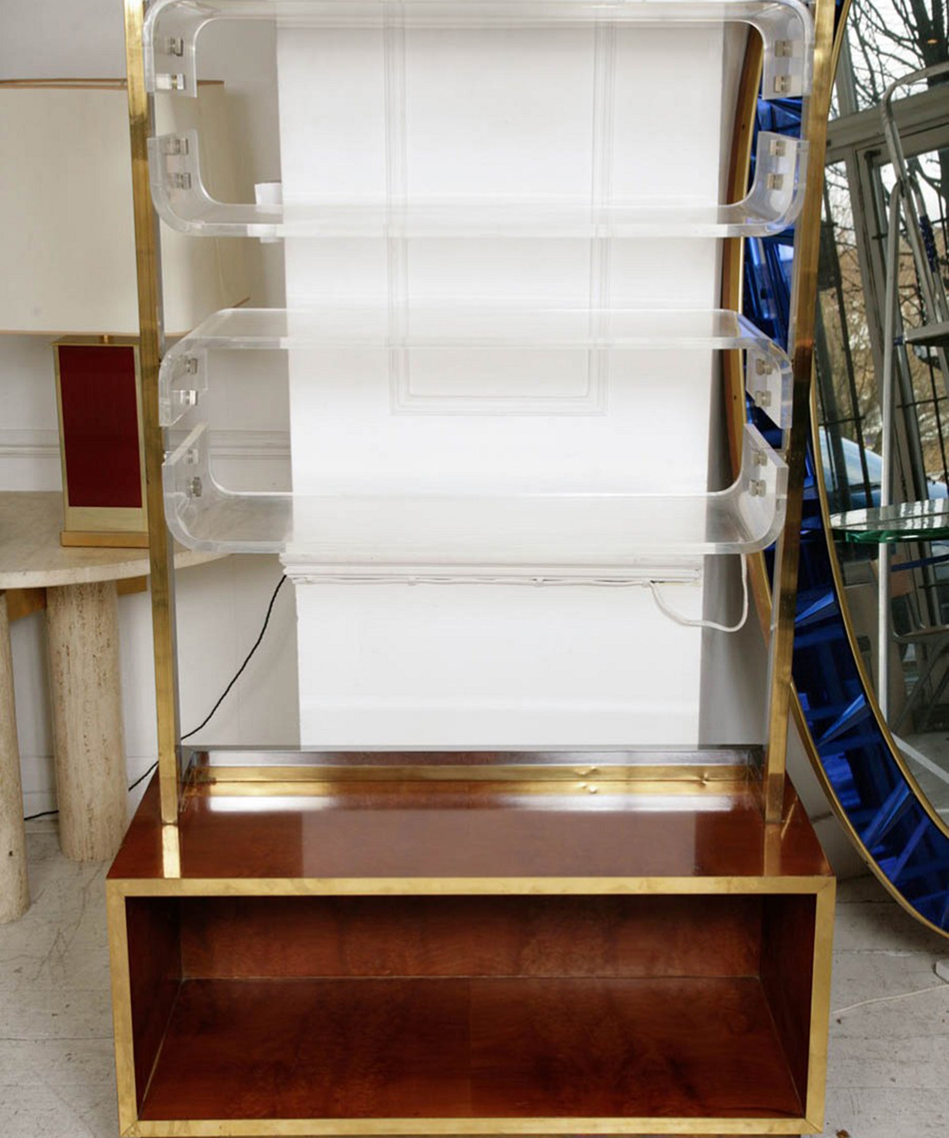 Romeo_Rega_Burl_Walnut_Shelving_Unit_with_Lucite_Shelves,_Italy_1970s