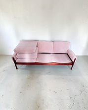 Italian_Mid-Century_Three-Seater_Sofa_in_Rosewood_and_Powder_Pink_Bouclé,_1960s