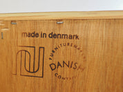 Rosewood_Bookcase,_Hundevad,_1970s,_Denmark