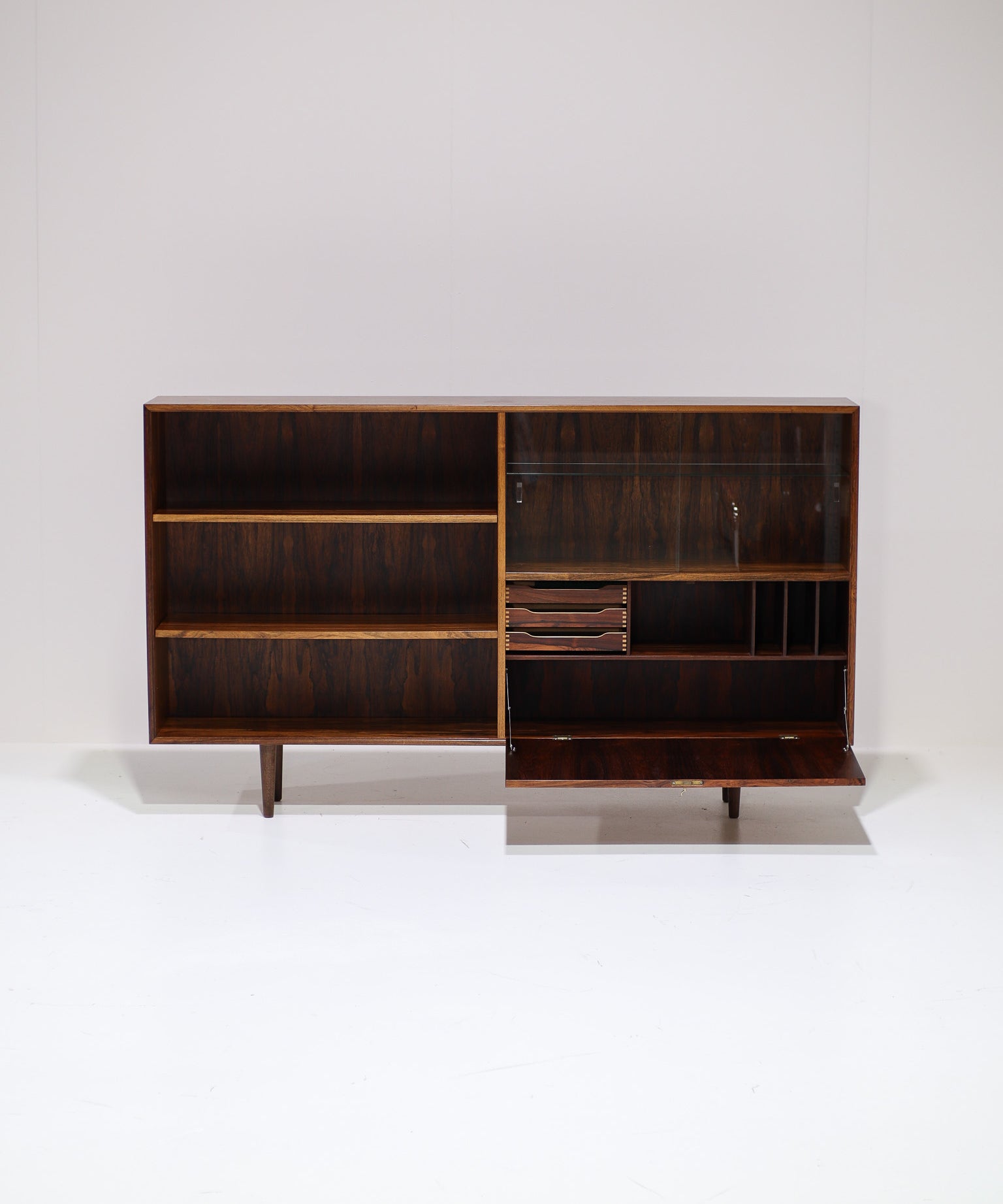 Rosewood_bookcase_wall_cabinet_vintage_Danish