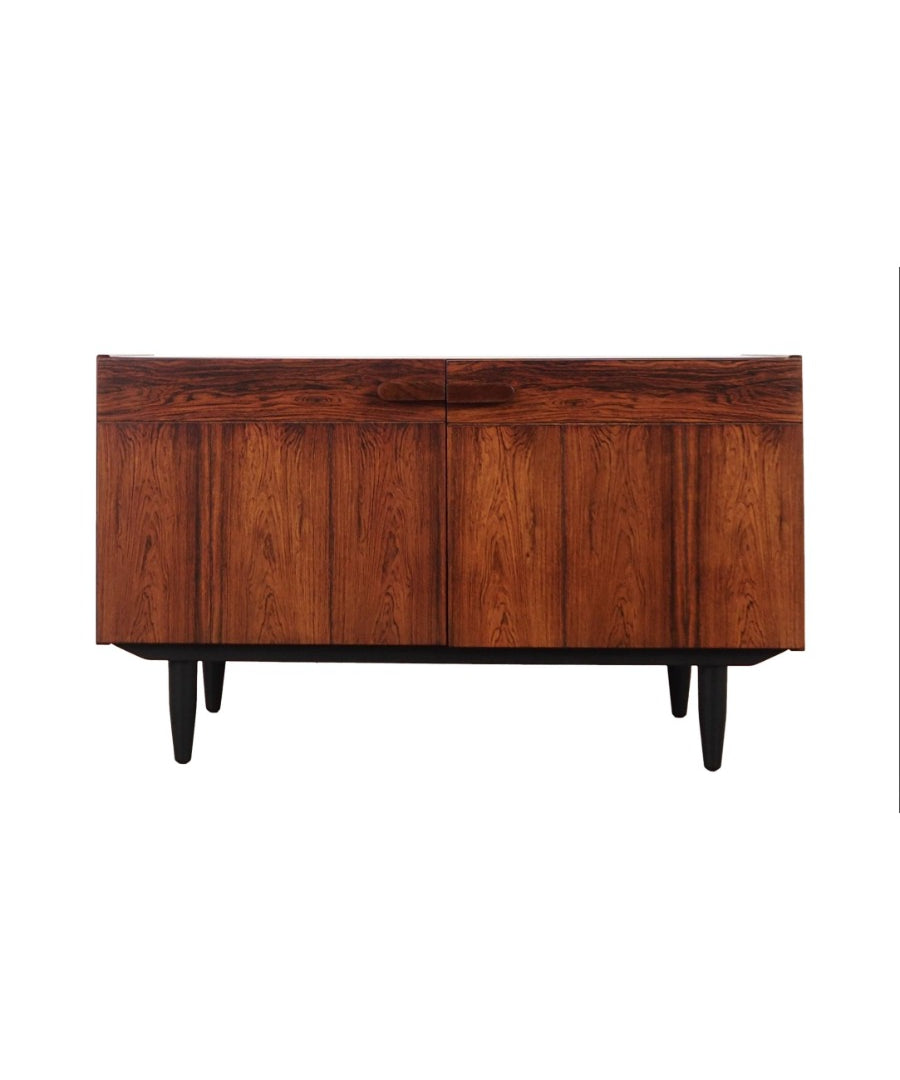 Rosewood_Cabinet,_Veneer,_1970s,_Denmark