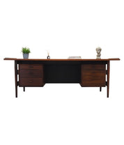 Rosewood_desk,_Danish_design,_1960s,_designer:_Arne_Vodder,_production:_Sibast