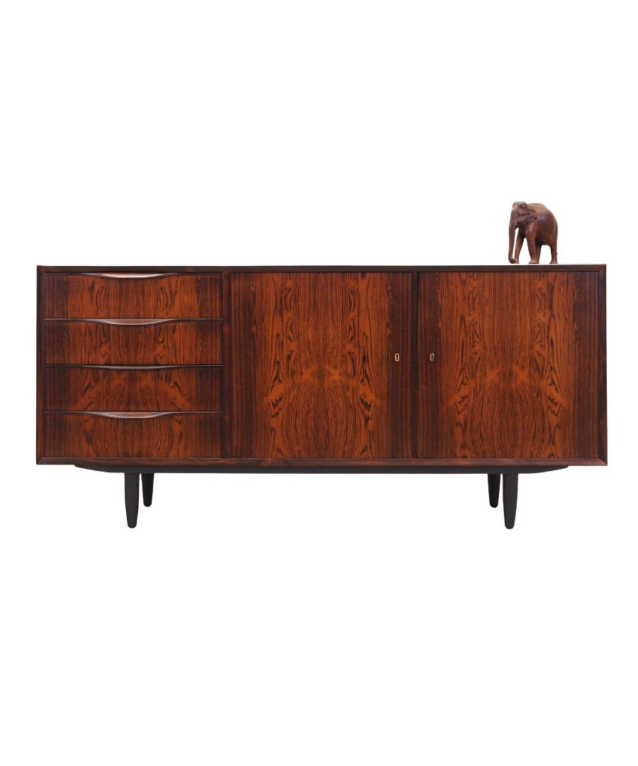 Rosewood_dresser,_Danish_design,_1960s,_designer:_Erling_Torvits