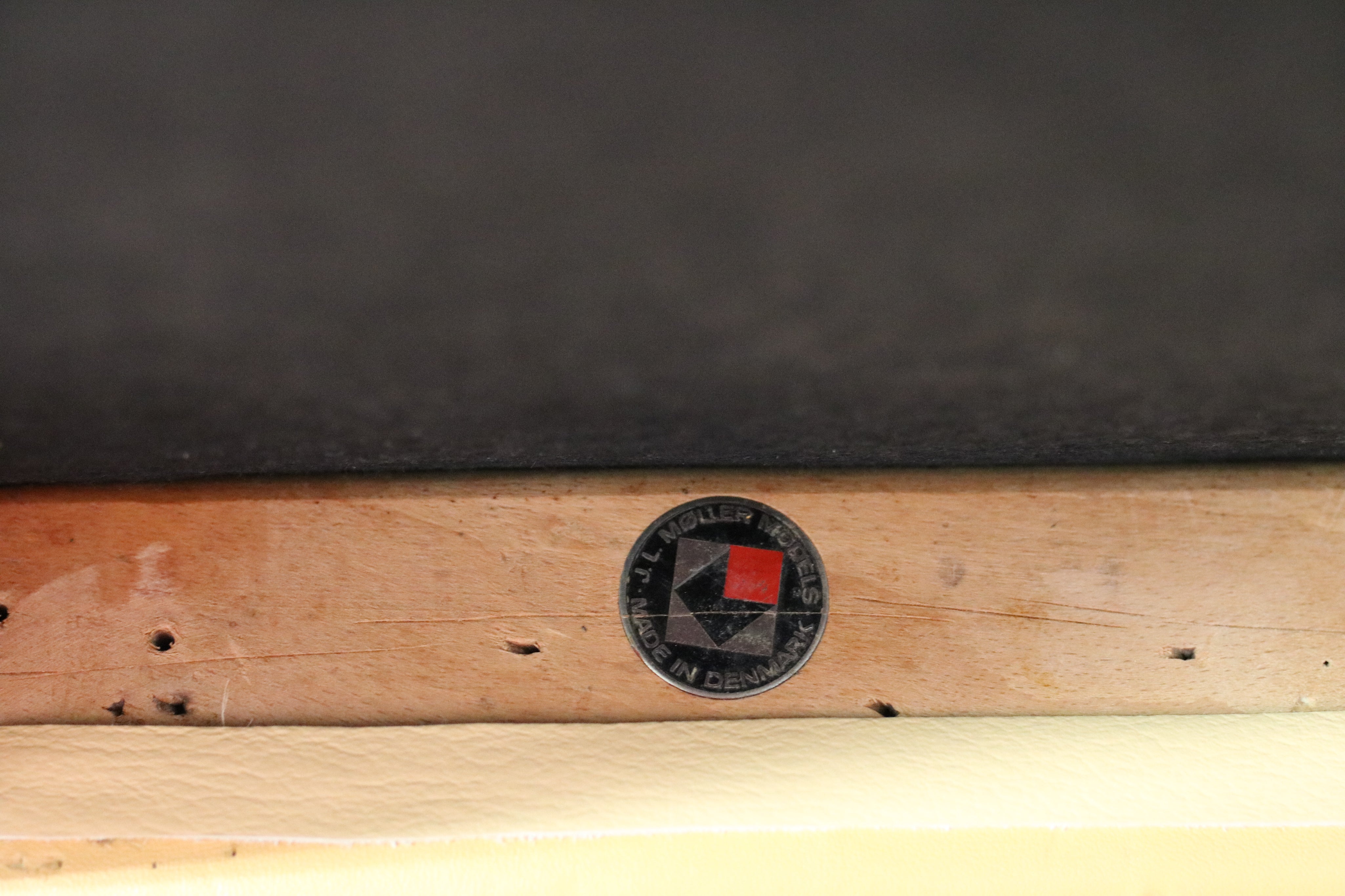 Set_of_6_Rosewood_Model_77_Dining_Chairs_by_Niels_O._Moller,_1960