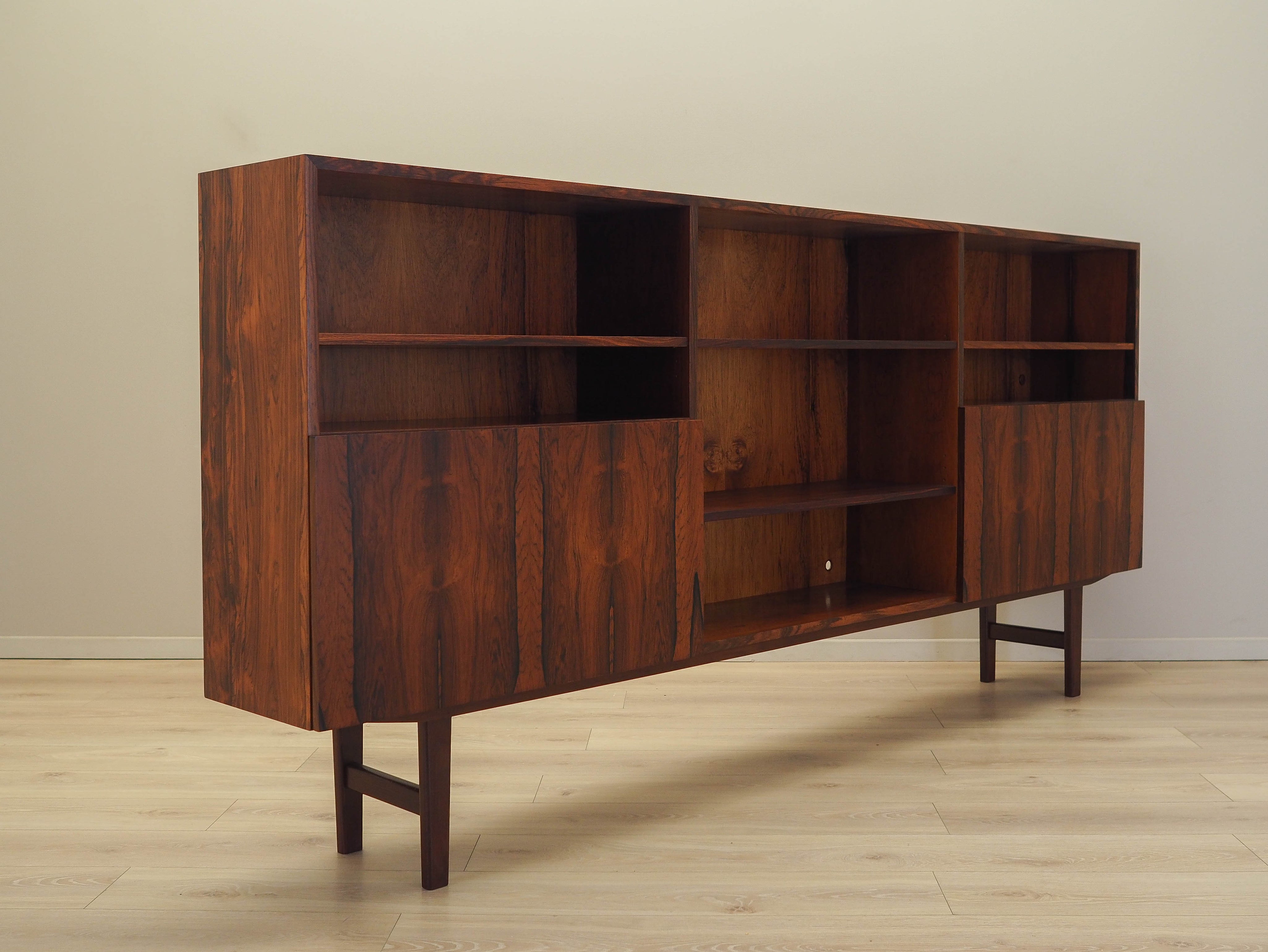 Rosewood_Sideboard,_Omann_Jun,_Rosewood,_1970s,_Denmark
